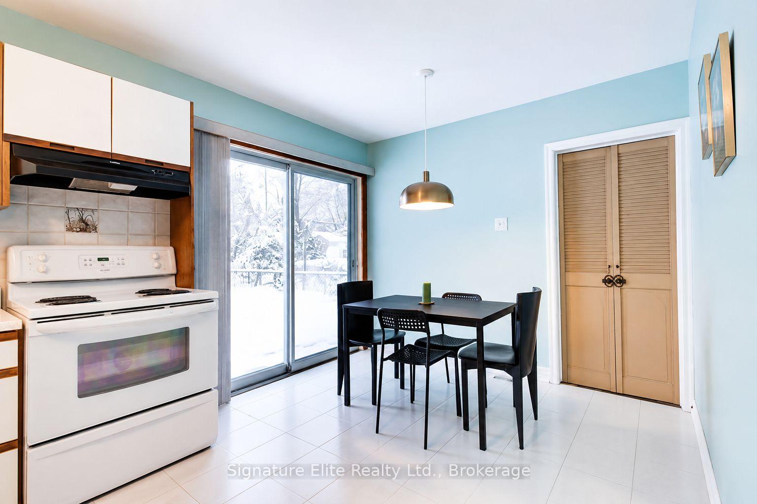 Photo 31 of 12 Burnview Crescent, Scarborough, Woburn — HOMEH