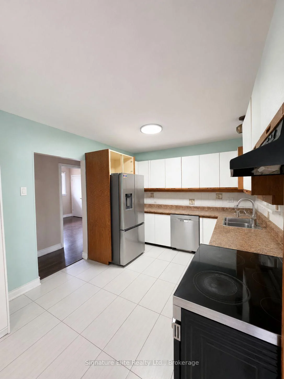 Photo 9 of 12 Burnview Crescent, Scarborough, Woburn — HOMEH