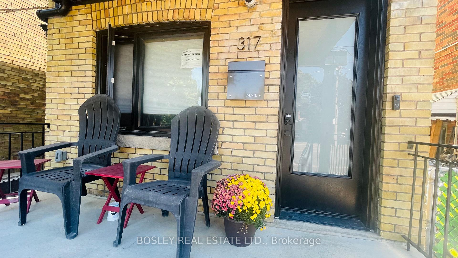 Photo 2 of Unit Upper, 317 O'Connor Drive, Toronto, East York — HOMEH