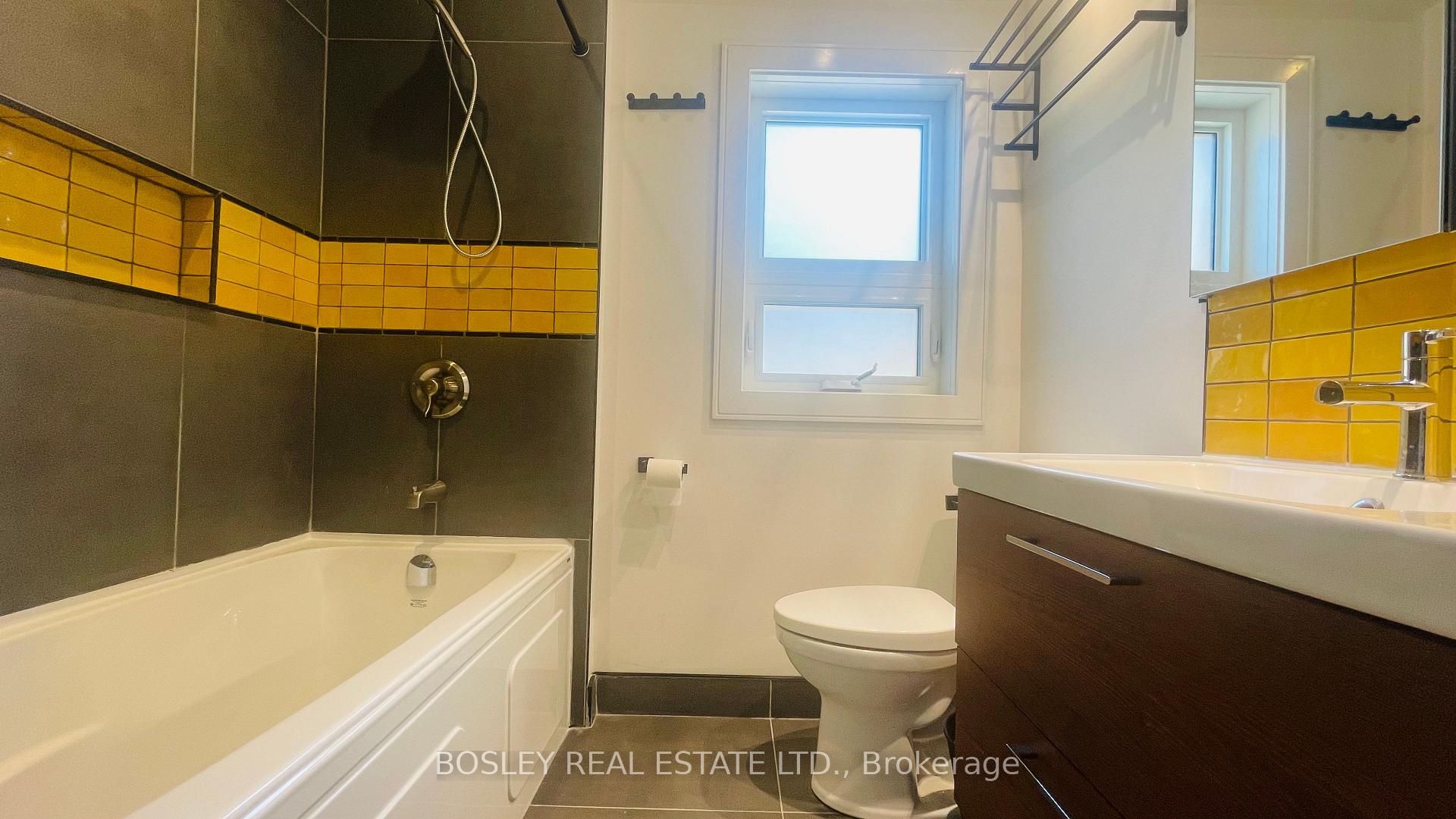 Photo 7 of Unit Upper, 317 O'Connor Drive, Toronto, East York — HOMEH