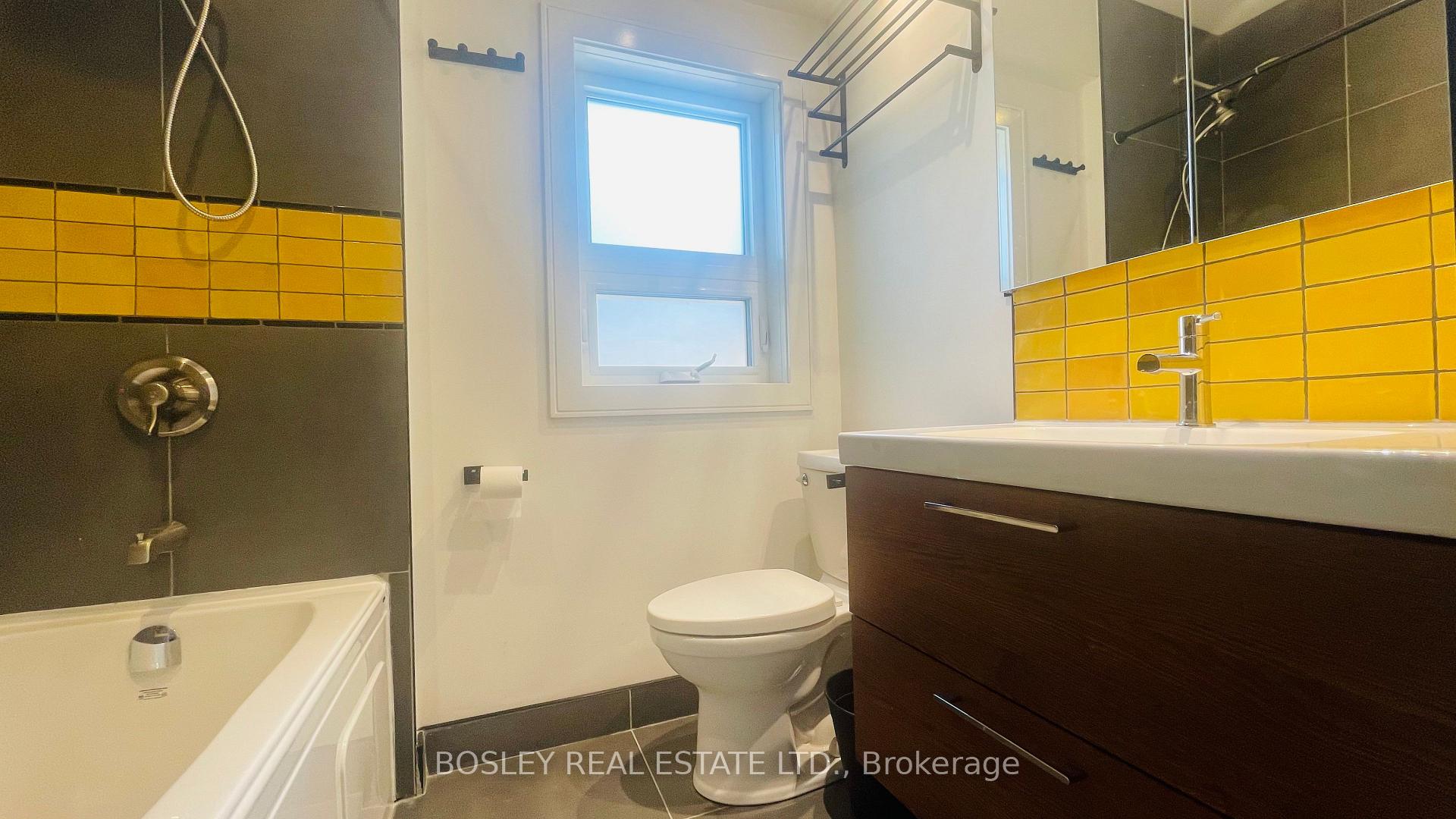 Photo 8 of Unit Upper, 317 O'Connor Drive, Toronto, East York — HOMEH