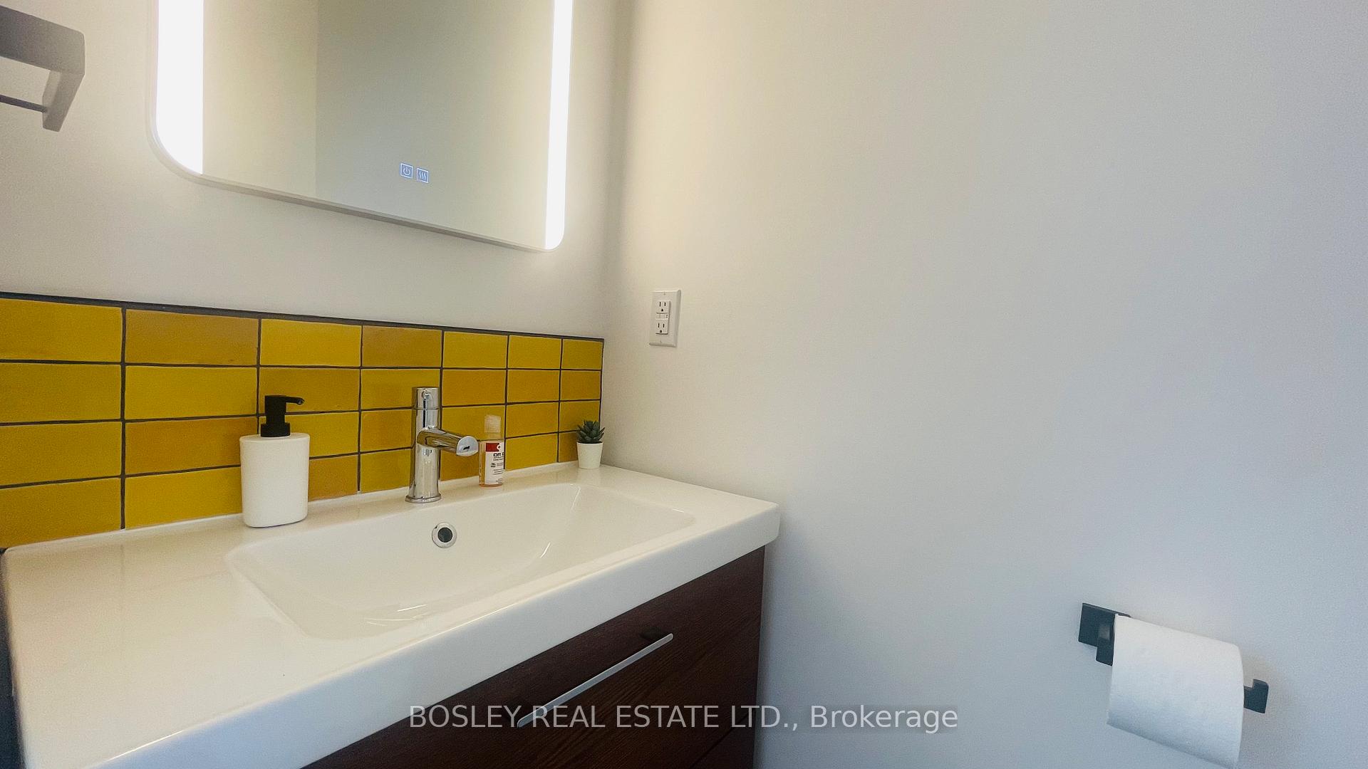 Photo 16 of Unit Upper, 317 O'Connor Drive, Toronto, East York — HOMEH