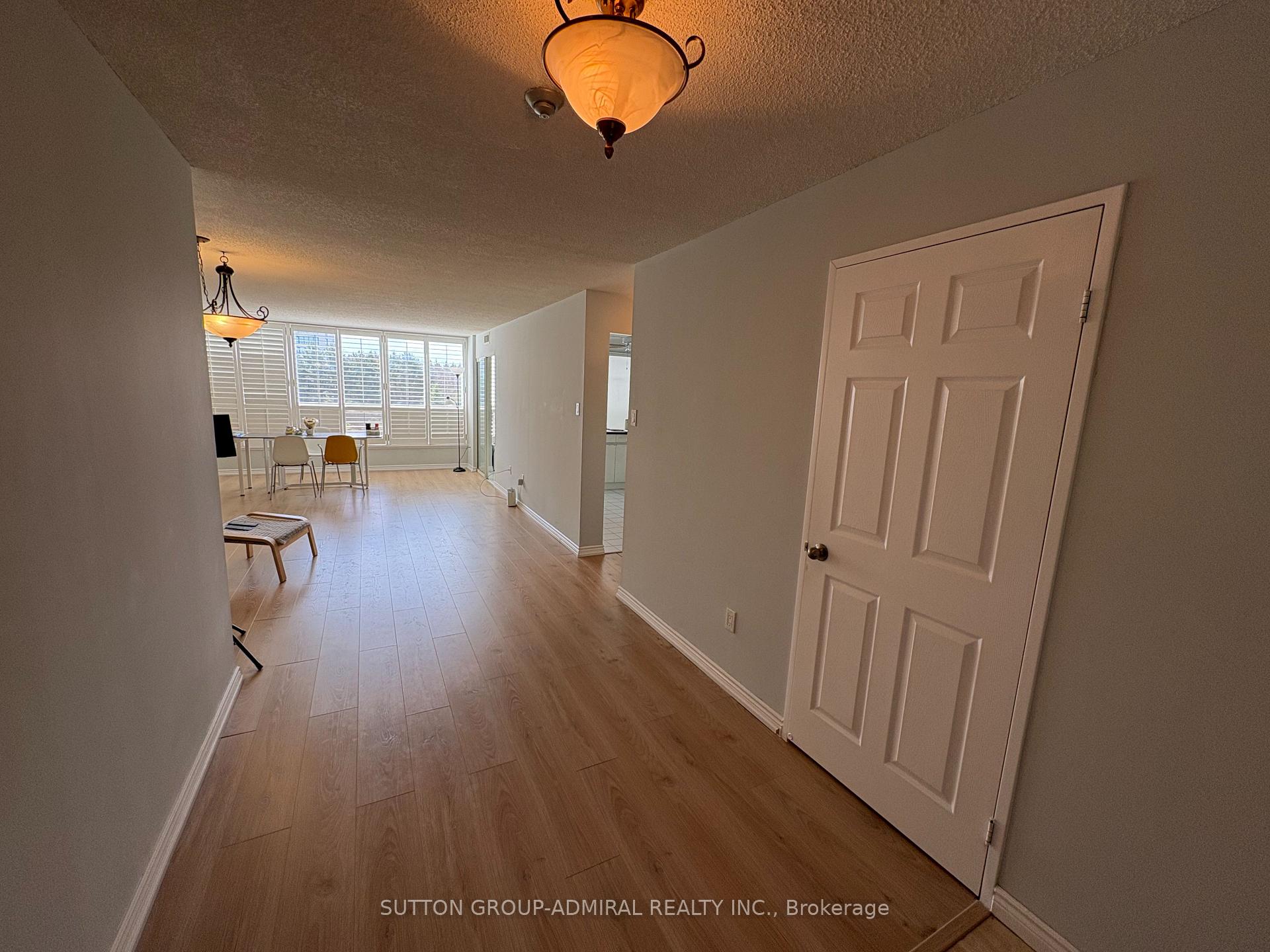 Photo 7 of Unit 701, 1 Clark Avenue W, Vaughan, Crestwood-Springfarm-Yorkhill — HOMEH