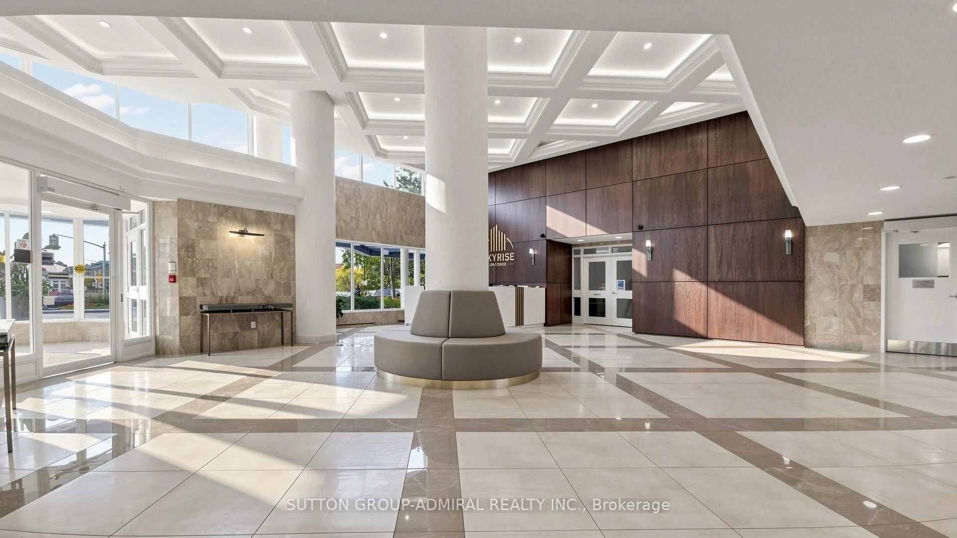Photo 11 of Unit 701, 1 Clark Avenue W, Vaughan, Crestwood-Springfarm-Yorkhill — HOMEH