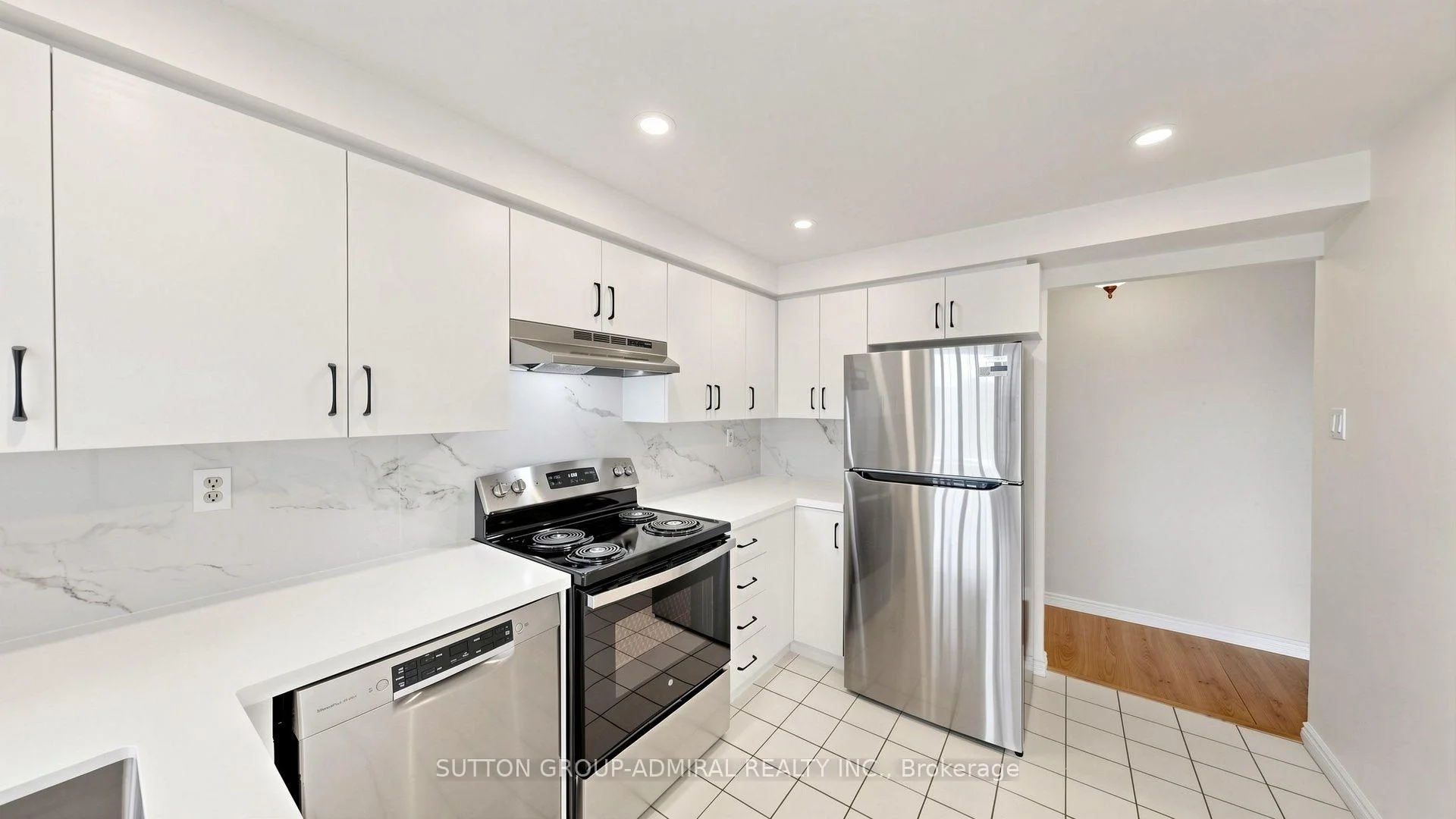 Photo 25 of Unit 701, 1 Clark Avenue W, Vaughan, Crestwood-Springfarm-Yorkhill — HOMEH