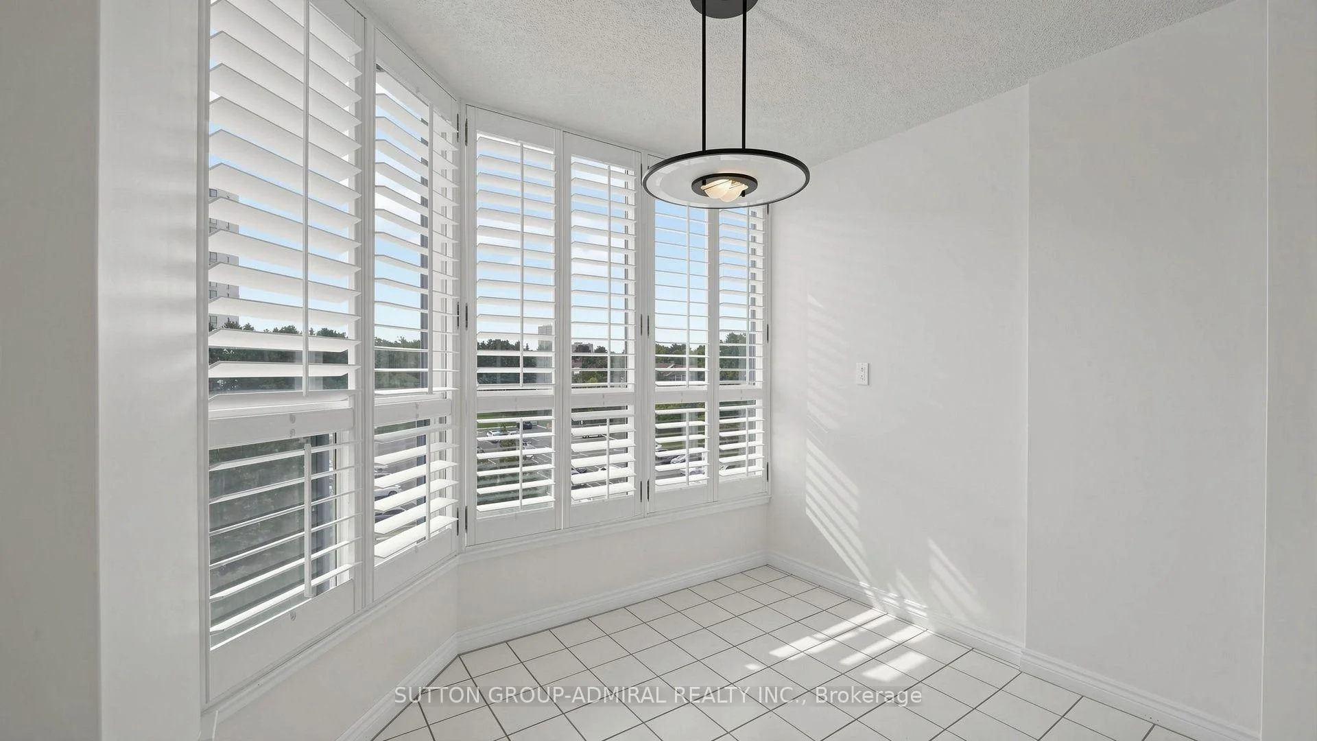 Photo 29 of Unit 701, 1 Clark Avenue W, Vaughan, Crestwood-Springfarm-Yorkhill — HOMEH