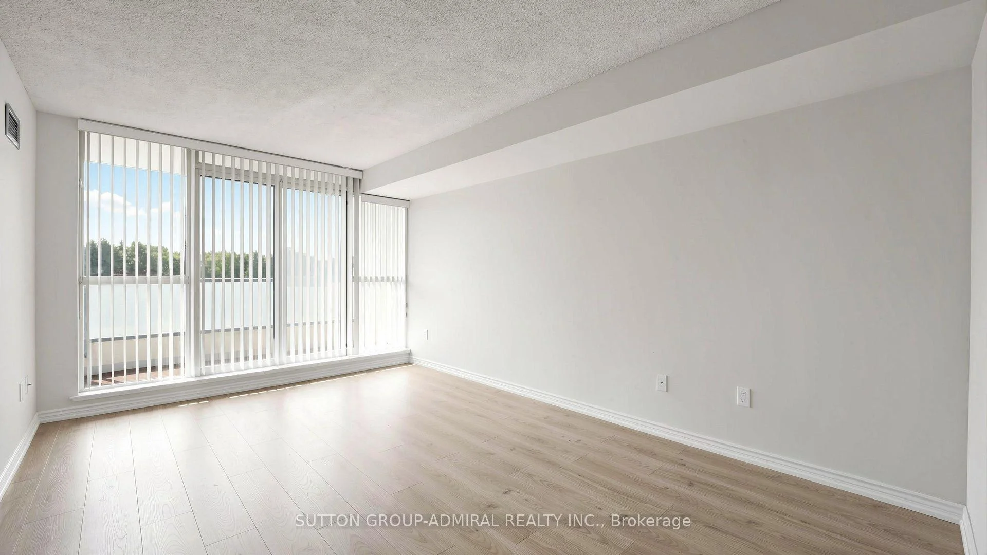 Photo 50 of Unit 701, 1 Clark Avenue W, Vaughan, Crestwood-Springfarm-Yorkhill — HOMEH