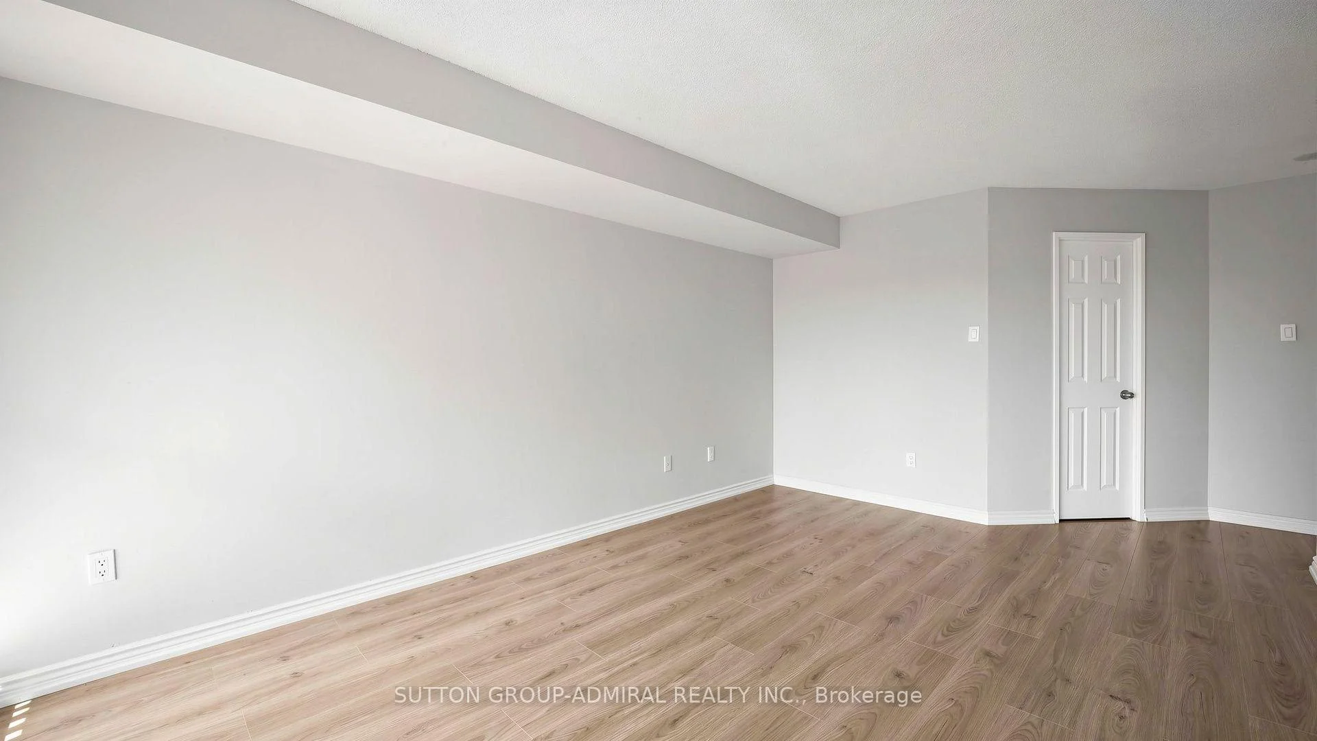 Photo 53 of Unit 701, 1 Clark Avenue W, Vaughan, Crestwood-Springfarm-Yorkhill — HOMEH