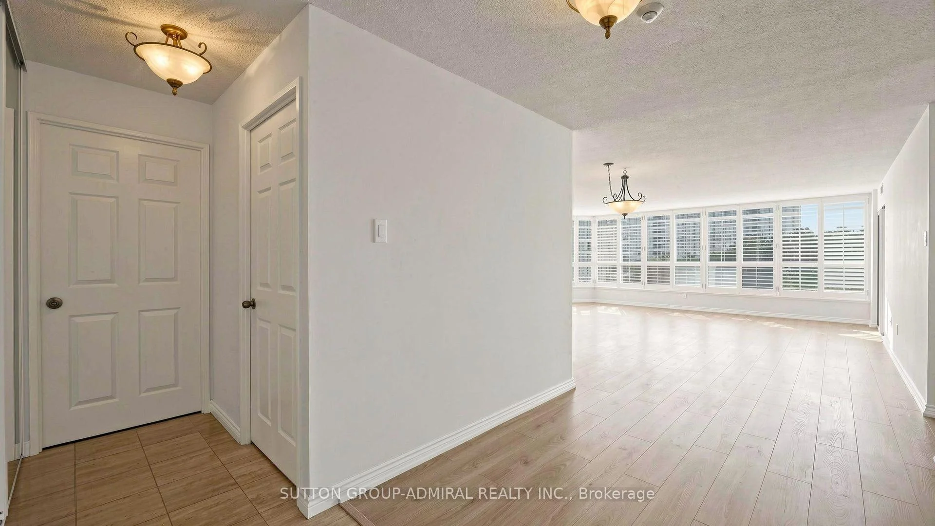Photo 61 of Unit 701, 1 Clark Avenue W, Vaughan, Crestwood-Springfarm-Yorkhill — HOMEH