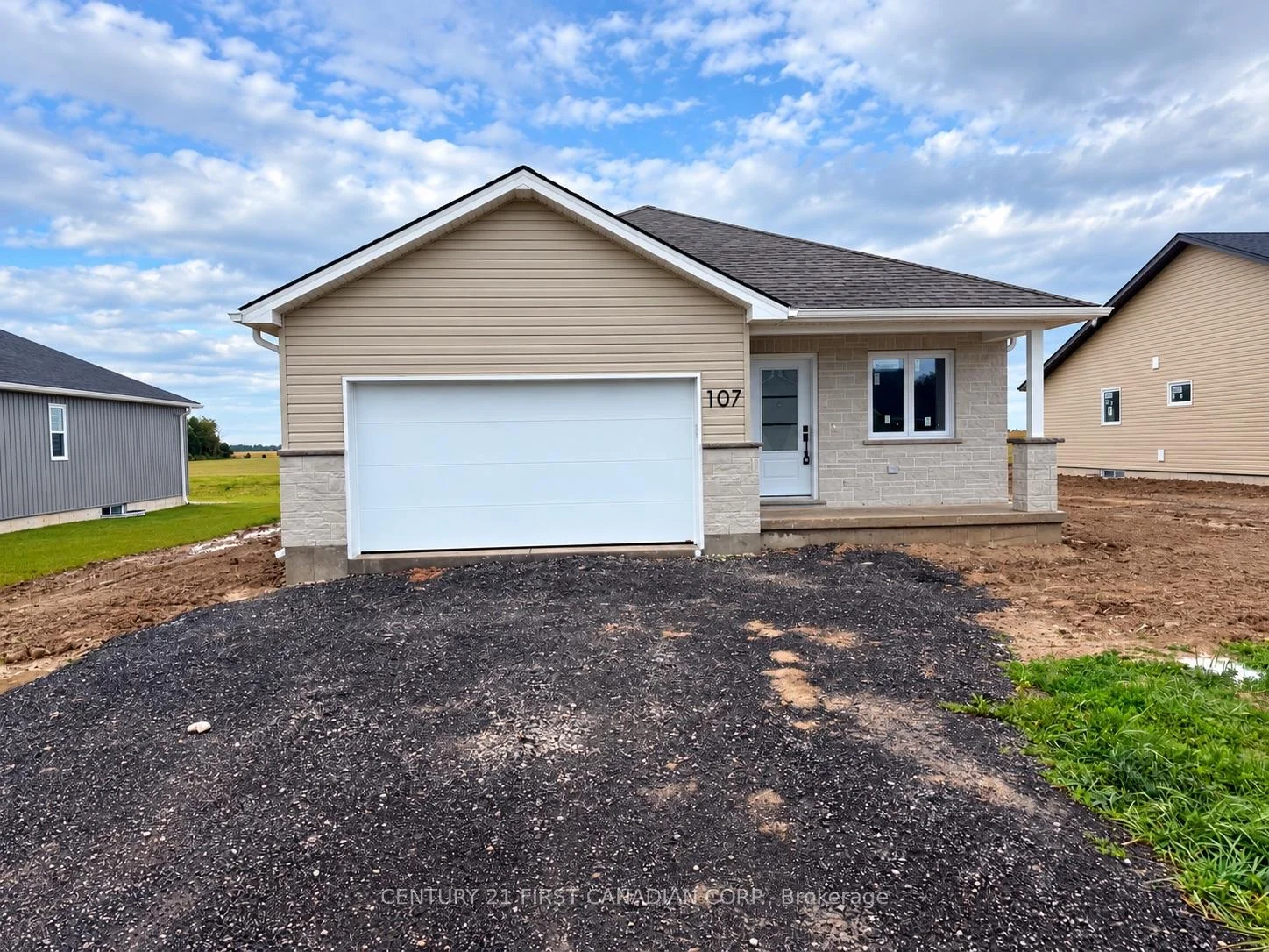 Photo 1 of 107 Victoria Avenue E, South Huron, Stephen — HOMEH