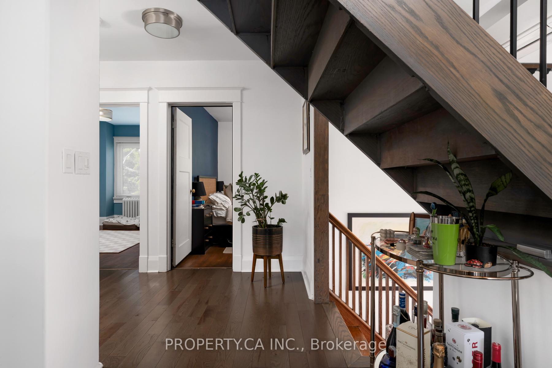 Photo 15 of 9 Fairview Avenue, Toronto, High Park North — HOMEH