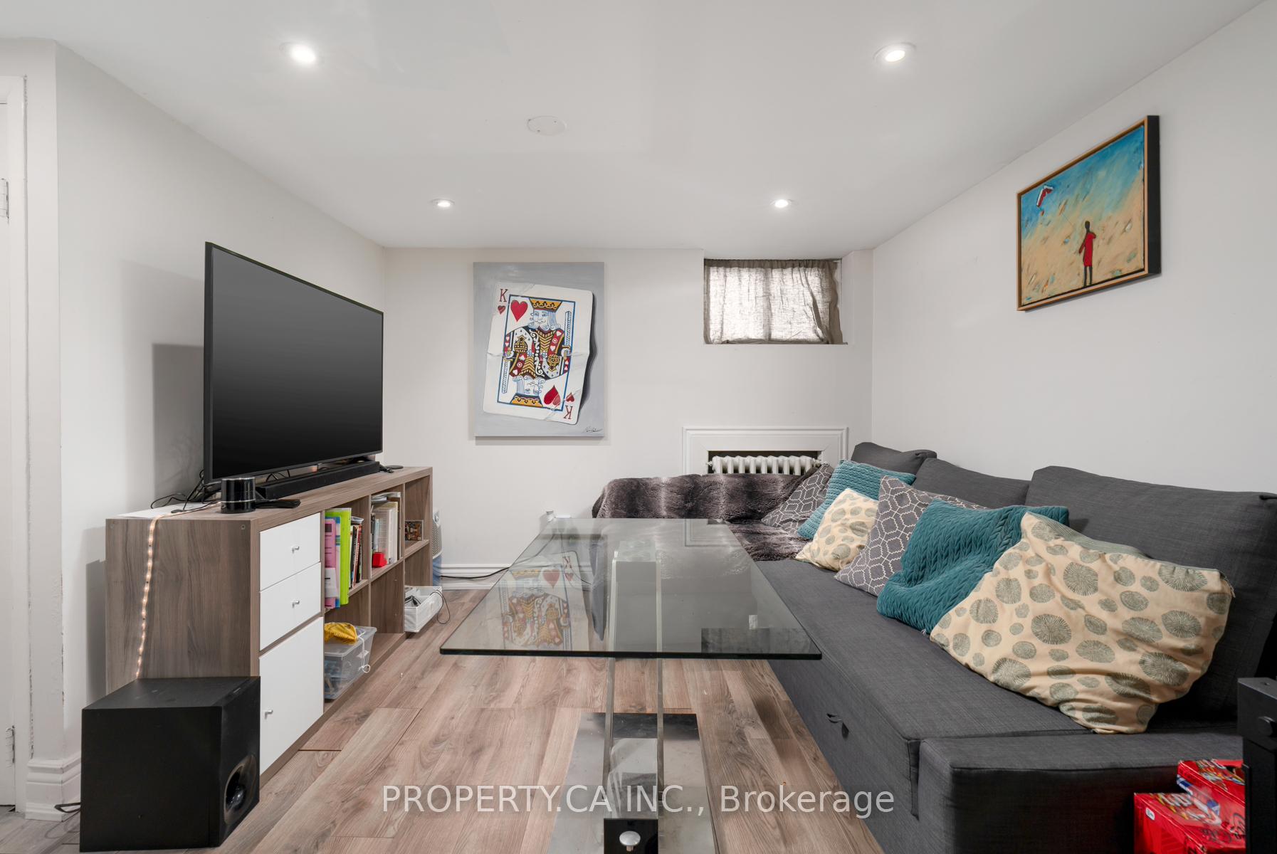 Photo 23 of 9 Fairview Avenue, Toronto, High Park North — HOMEH