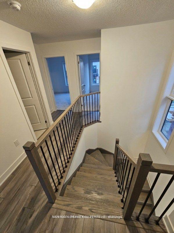 Photo 14 of 763 Stanstead Path, Oshawa, Samac — HOMEH