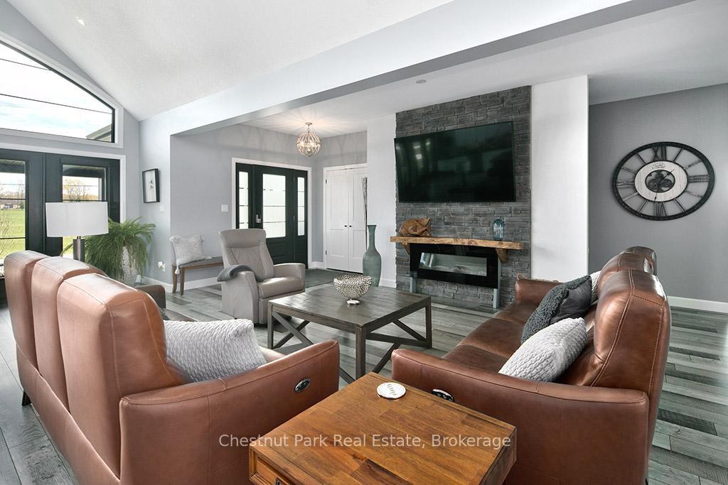 Photo 9 of 26 Nickason Drive, Arran-Elderslie — HOMEH