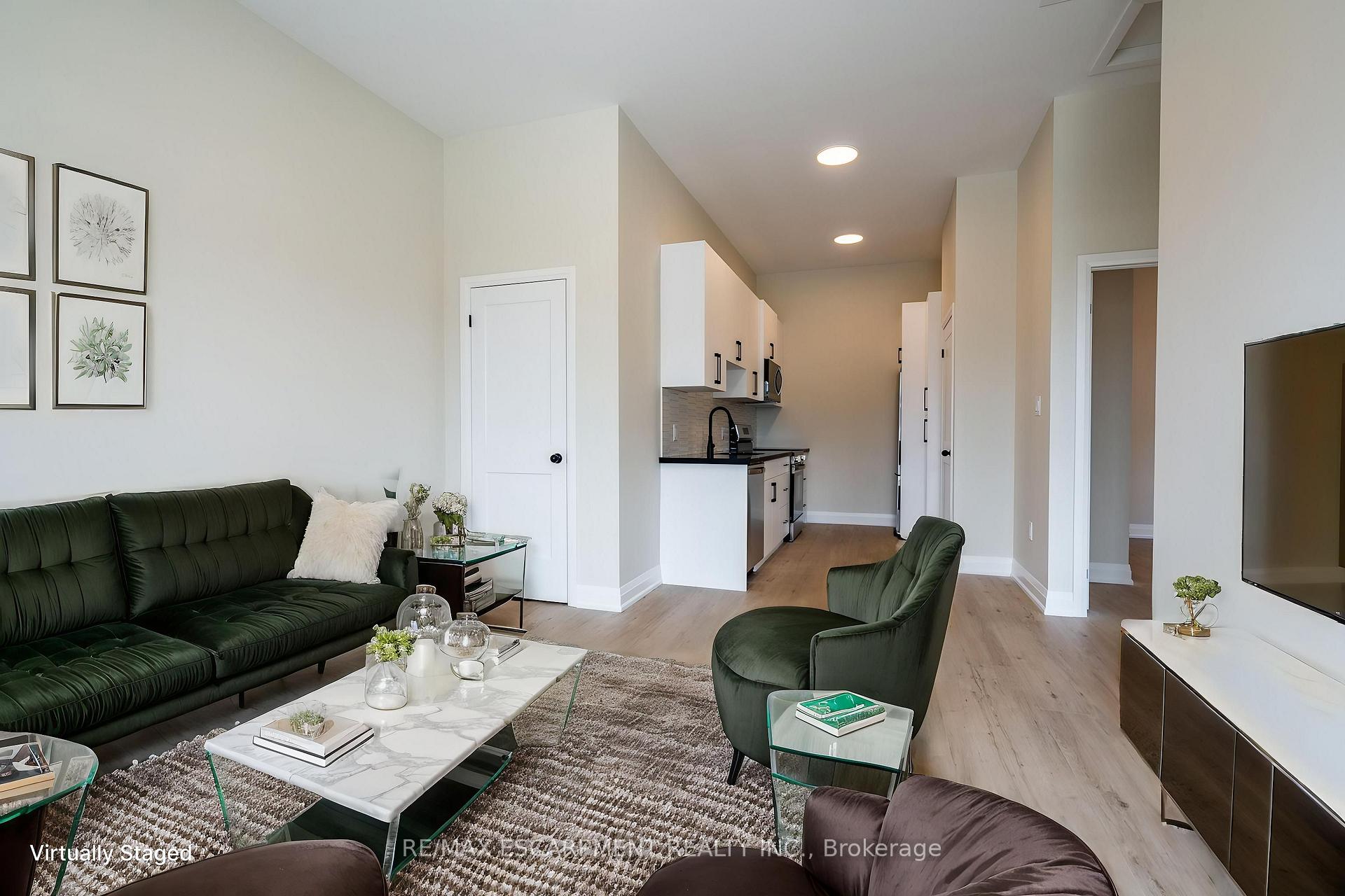 Photo 3 of Unit B, 728 Eleventh Avenue, Hamilton, Hampton Heights — HOMEH