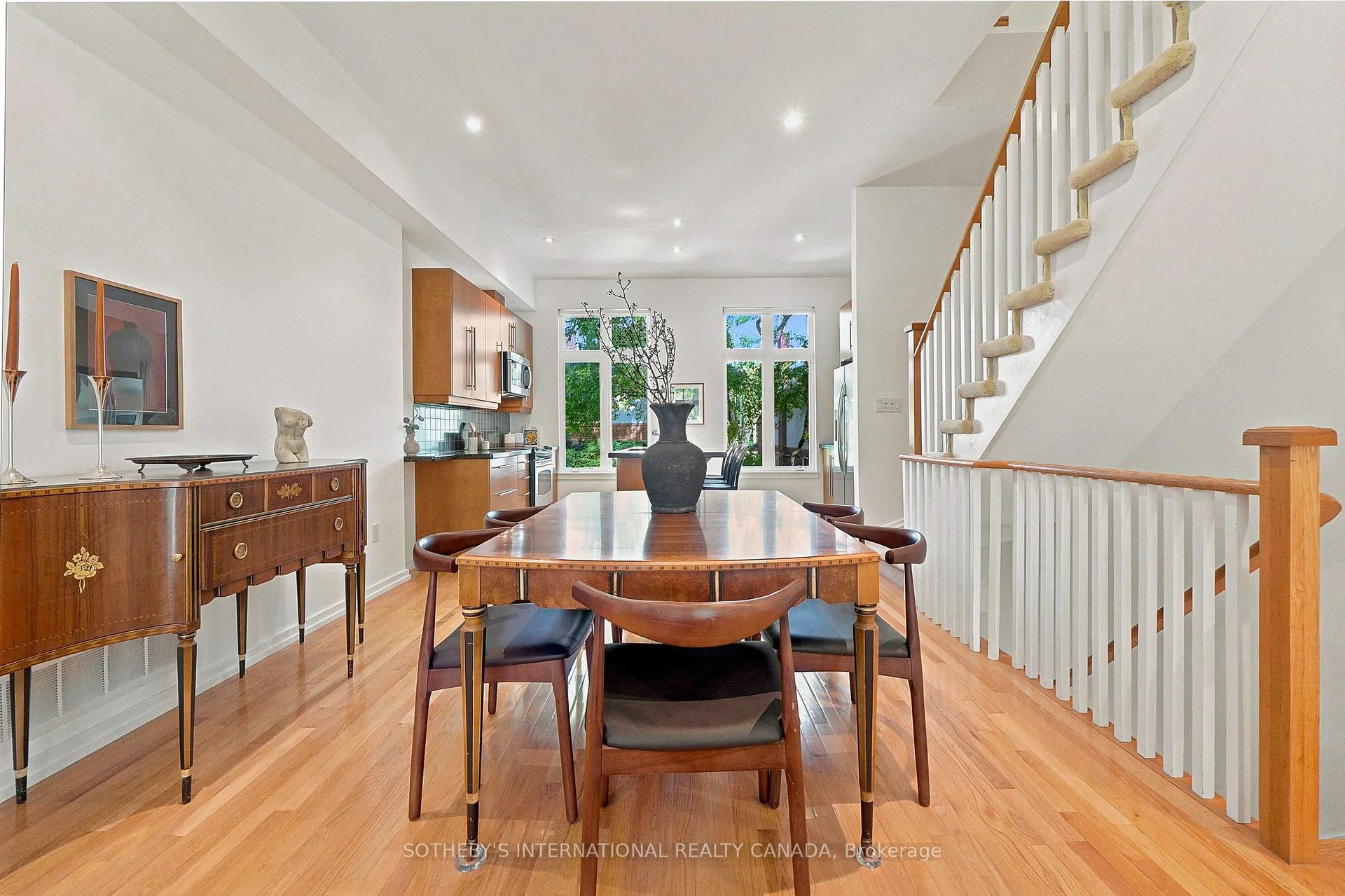 Photo 18 of 2 Sibelius Lane, Toronto, The Annex — HOMEH