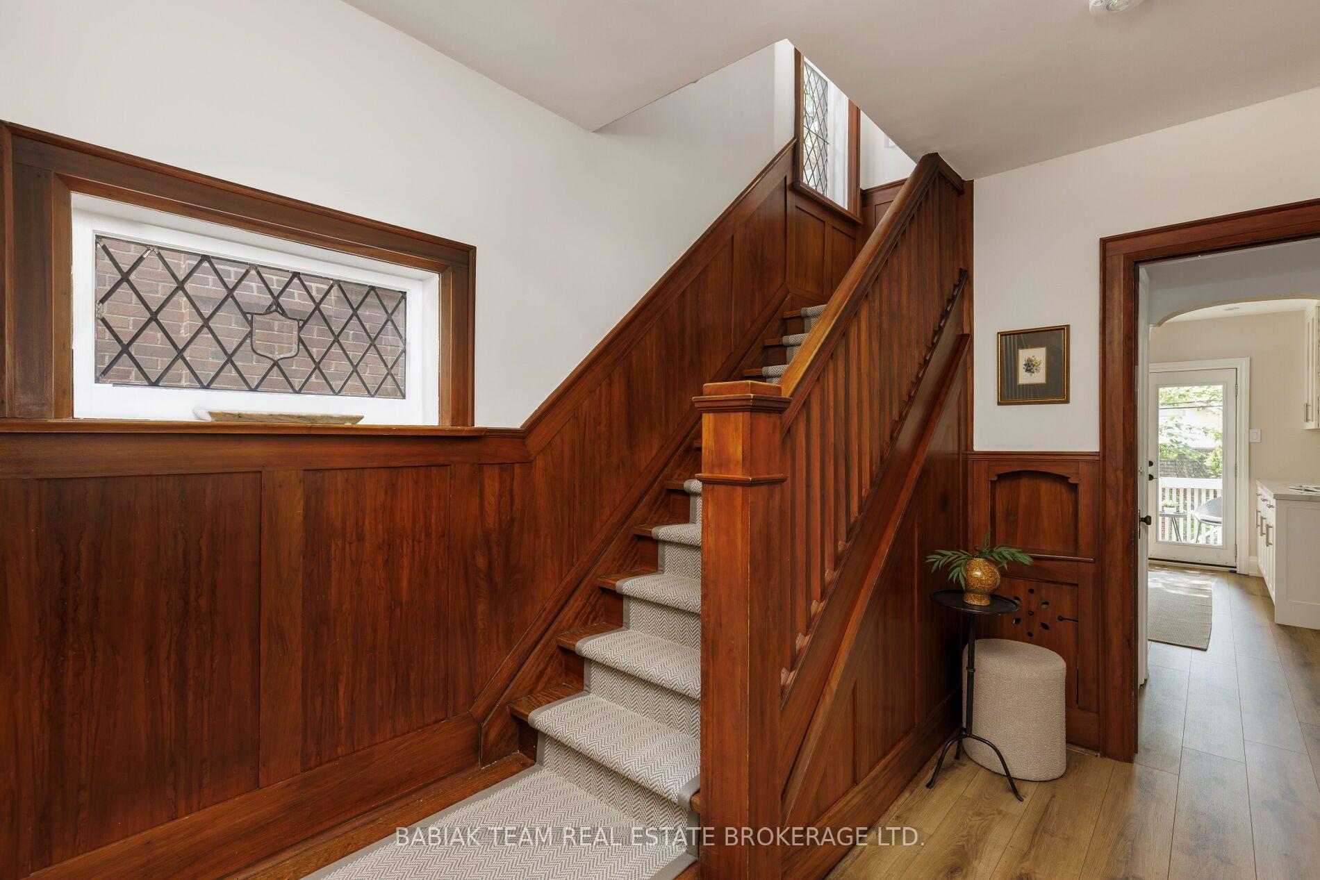 Photo 19 of 26 Riverview Gardens, Toronto, Lambton Baby Point — HOMEH