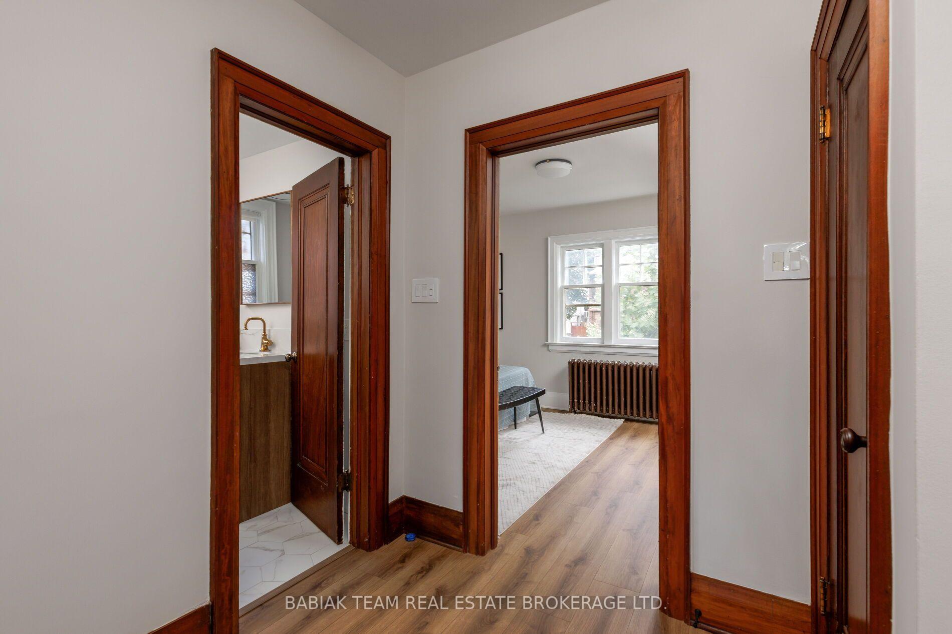 Photo 20 of 26 Riverview Gardens, Toronto, Lambton Baby Point — HOMEH
