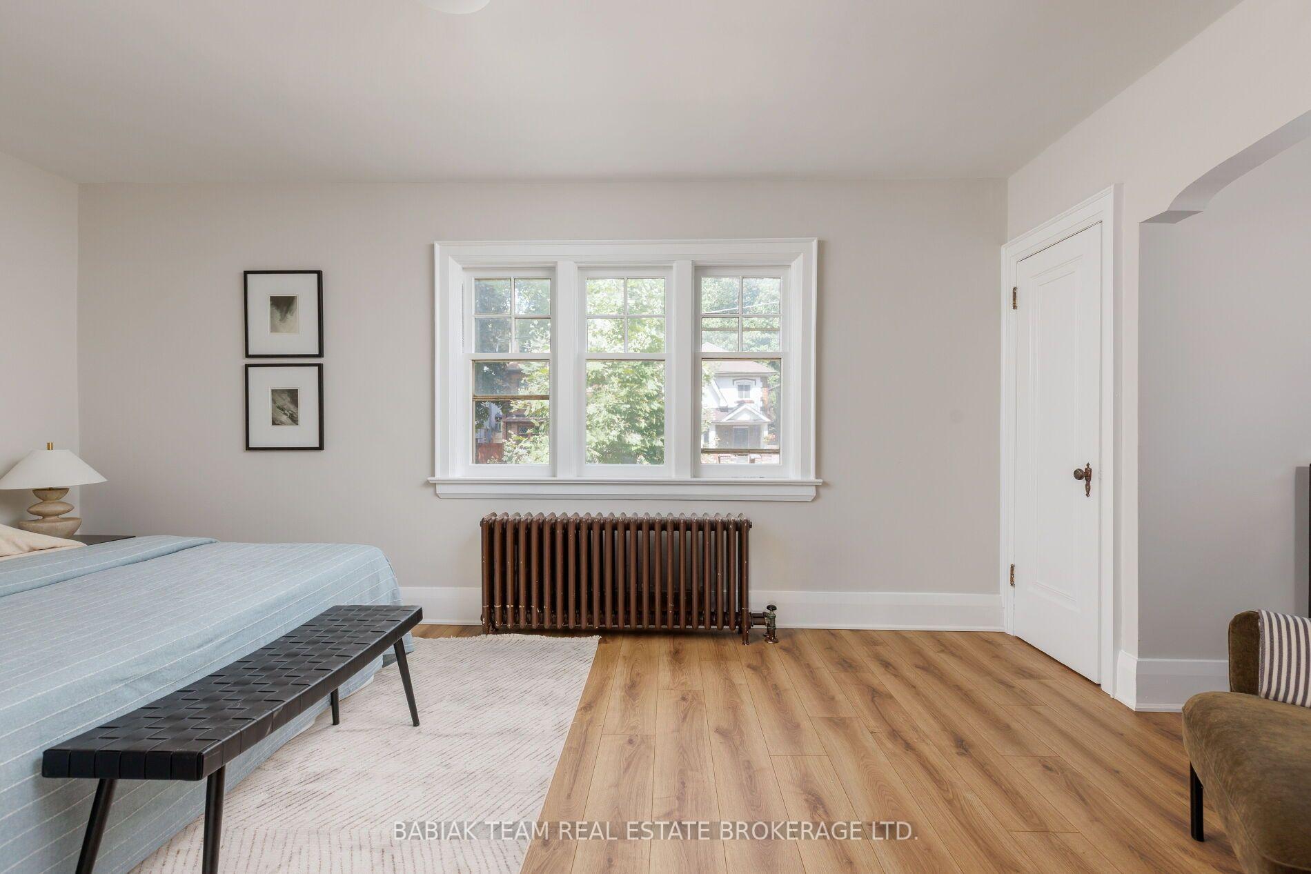 Photo 21 of 26 Riverview Gardens, Toronto, Lambton Baby Point — HOMEH