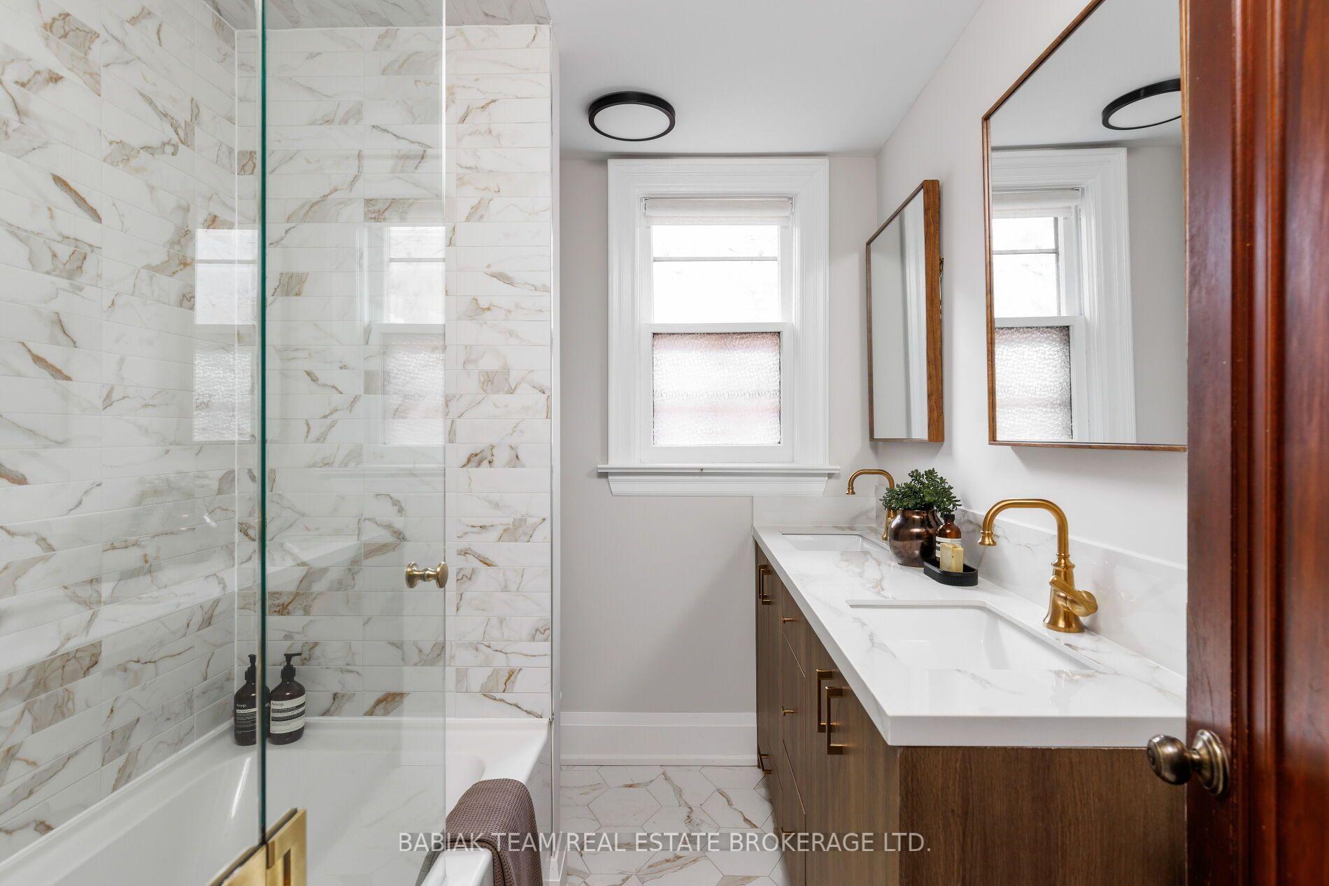 Photo 32 of 26 Riverview Gardens, Toronto, Lambton Baby Point — HOMEH