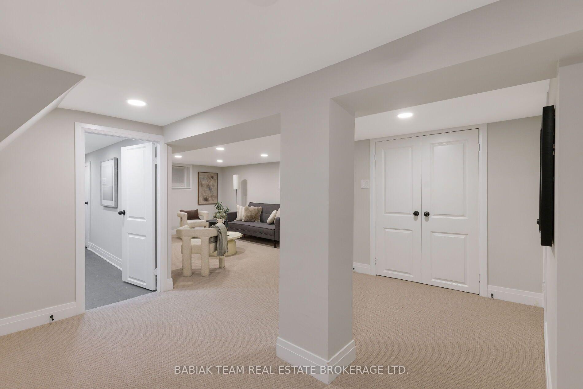 Photo 34 of 26 Riverview Gardens, Toronto, Lambton Baby Point — HOMEH
