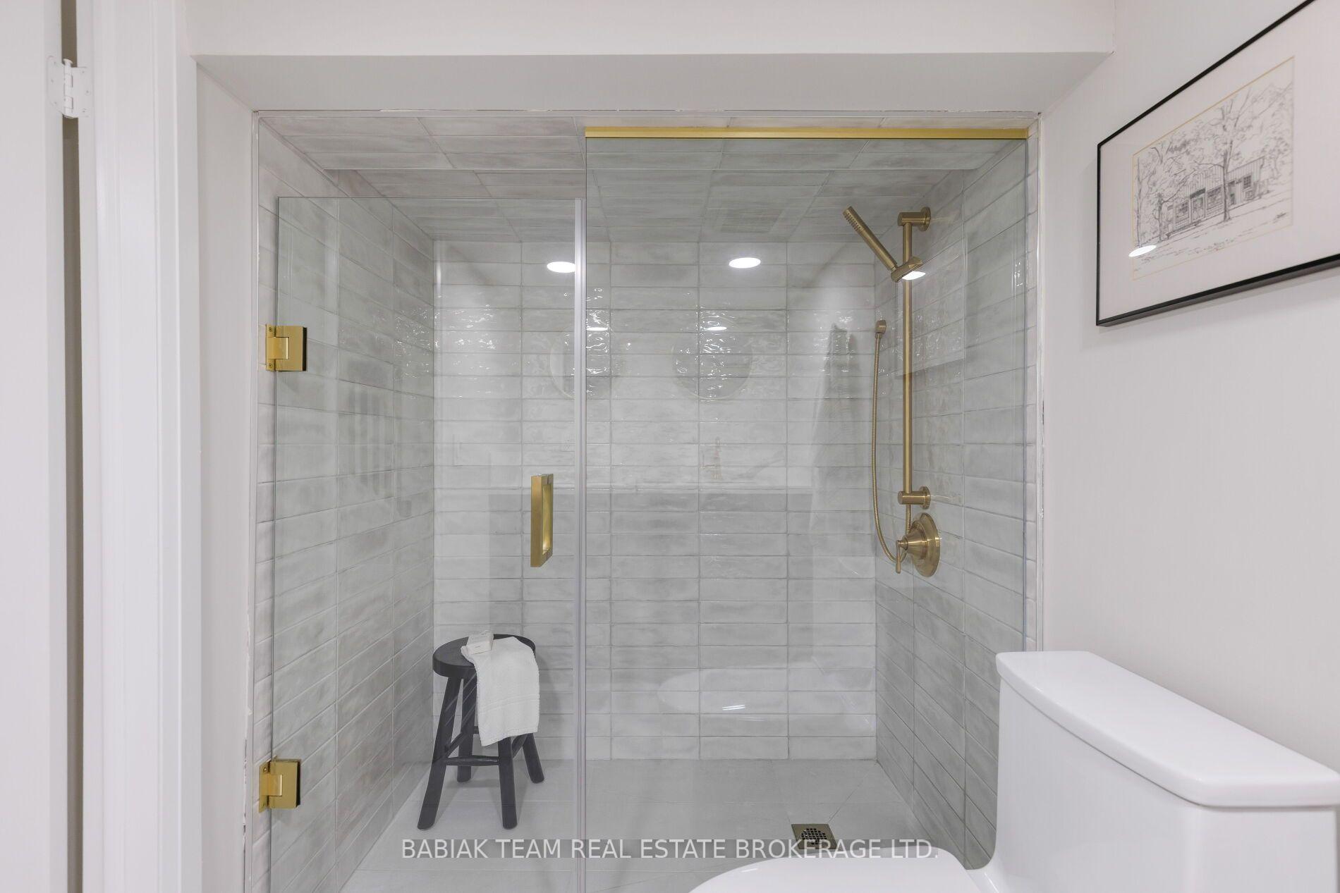 Photo 38 of 26 Riverview Gardens, Toronto, Lambton Baby Point — HOMEH