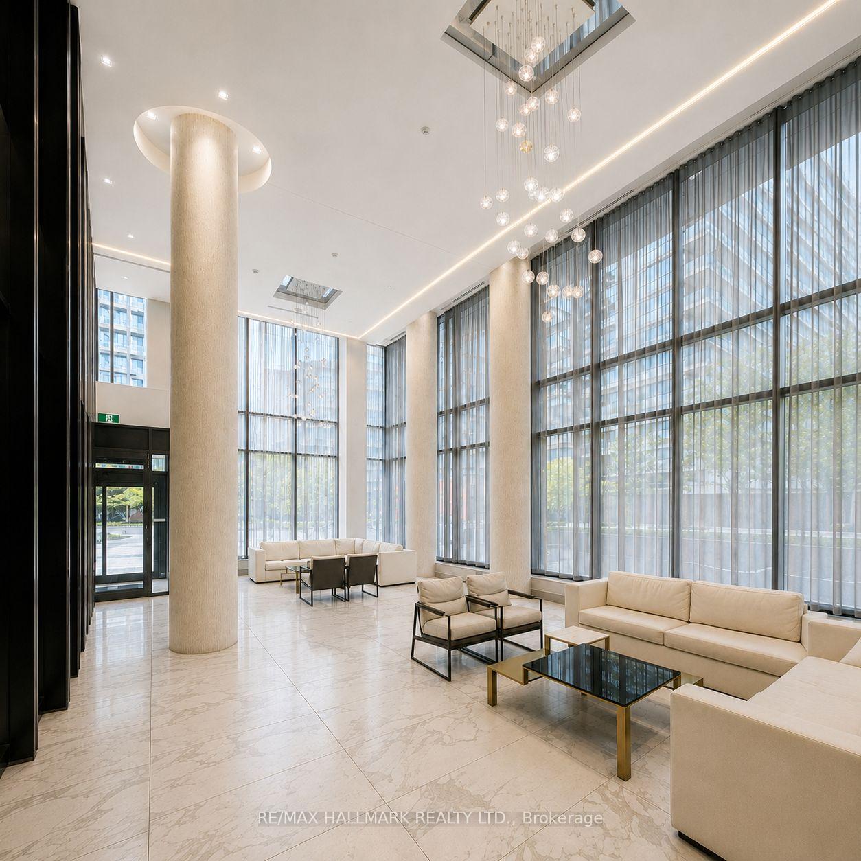 Photo 6 of 32 Forest Manor Rd, North York, Henry Farm — HOMEH