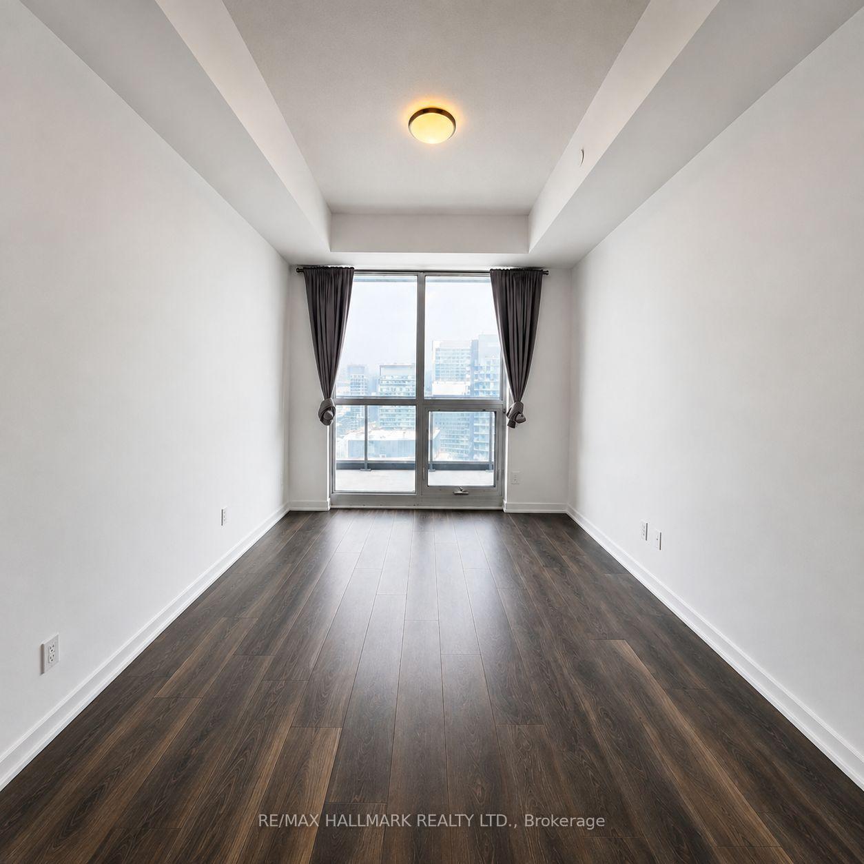 Photo 14 of 32 Forest Manor Rd, North York, Henry Farm — HOMEH