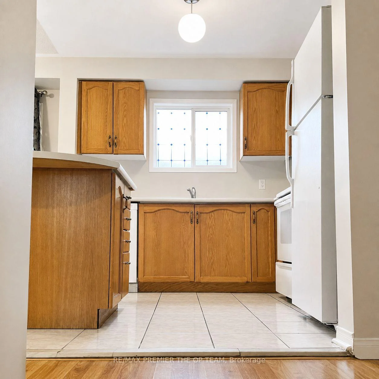 Photo 14 of 94 Kelso Crescent, Vaughan, Maple — HOMEH