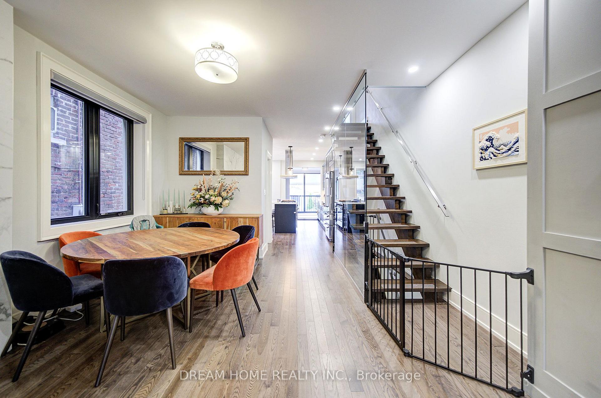 Photo 7 of 737 Shaw Street, Toronto, Palmerston-Little Italy — HOMEH