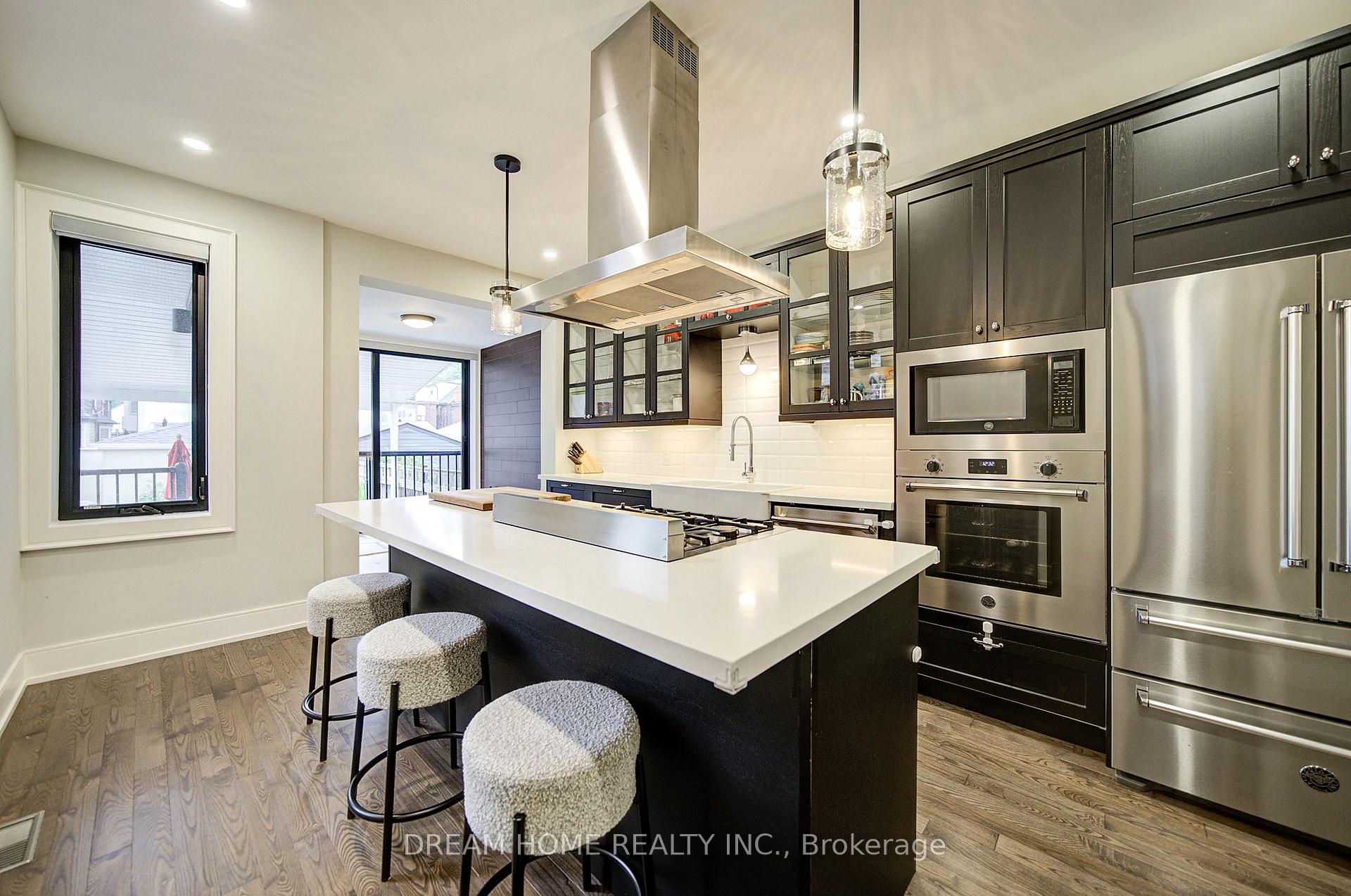Photo 11 of 737 Shaw Street, Toronto, Palmerston-Little Italy — HOMEH