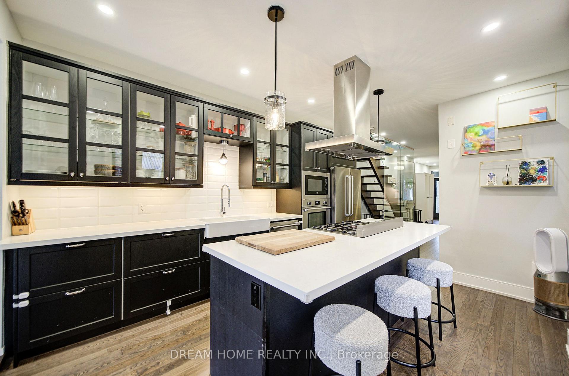 Photo 12 of 737 Shaw Street, Toronto, Palmerston-Little Italy — HOMEH