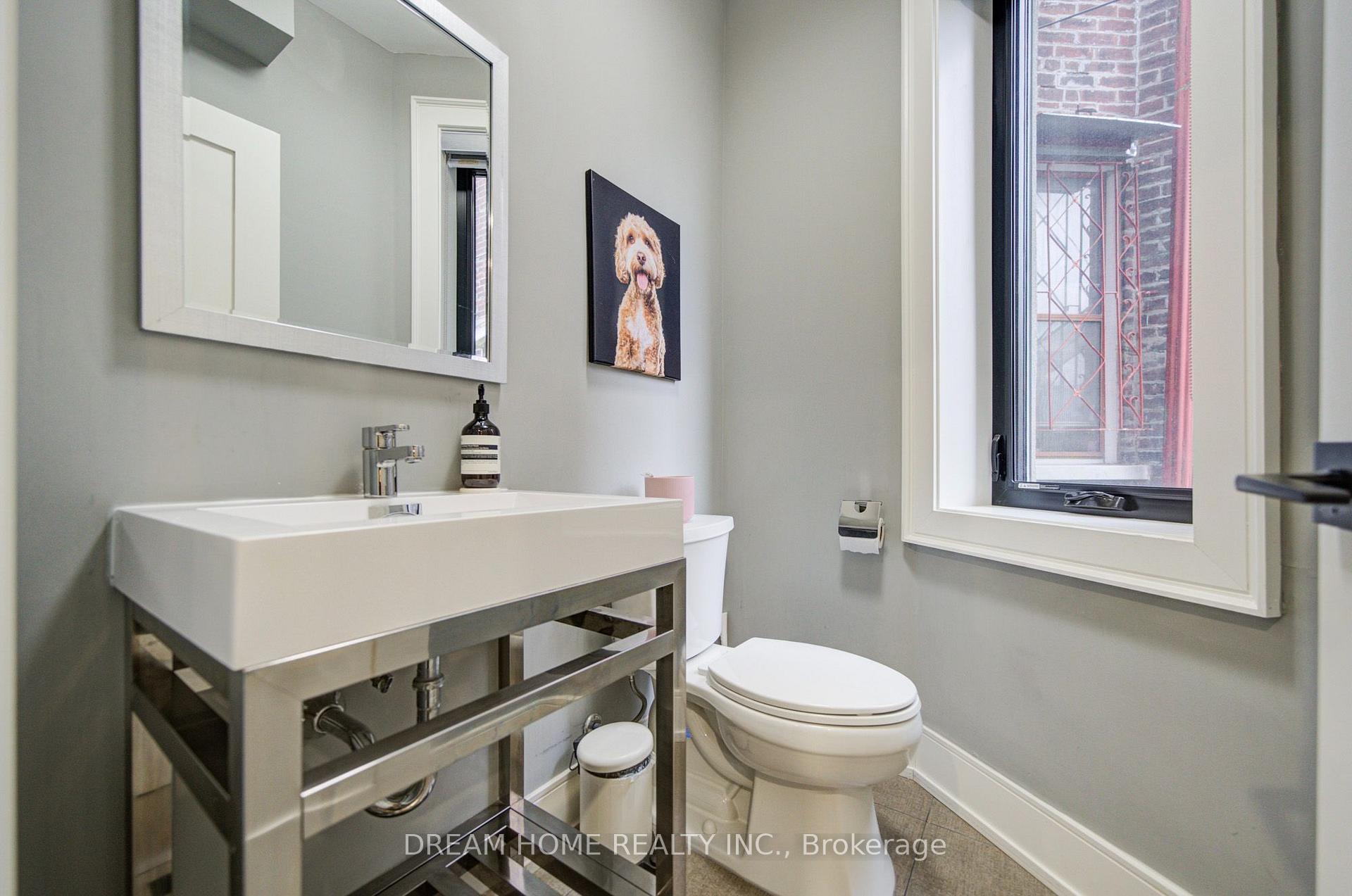 Photo 18 of 737 Shaw Street, Toronto, Palmerston-Little Italy — HOMEH