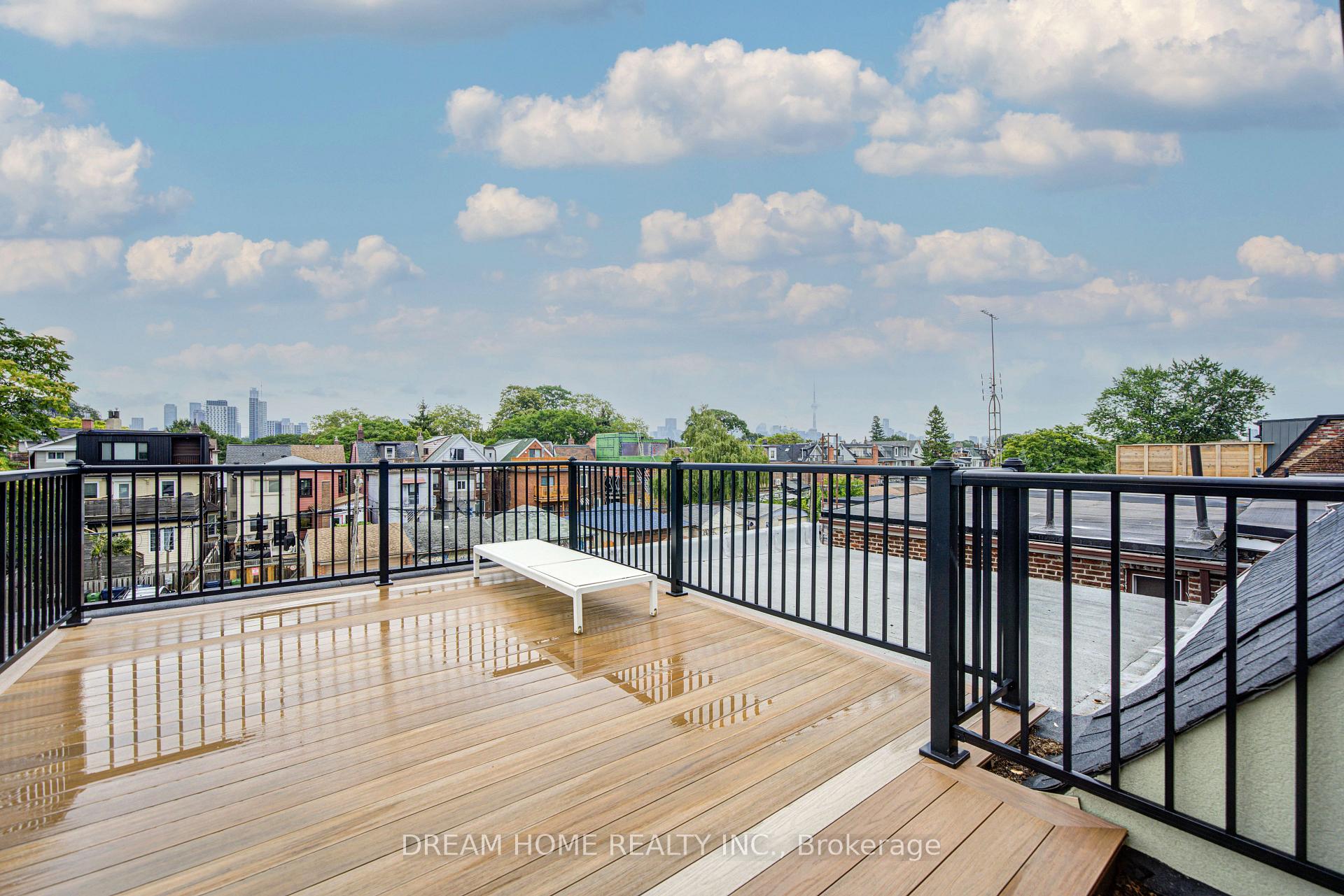 Photo 23 of 737 Shaw Street, Toronto, Palmerston-Little Italy — HOMEH
