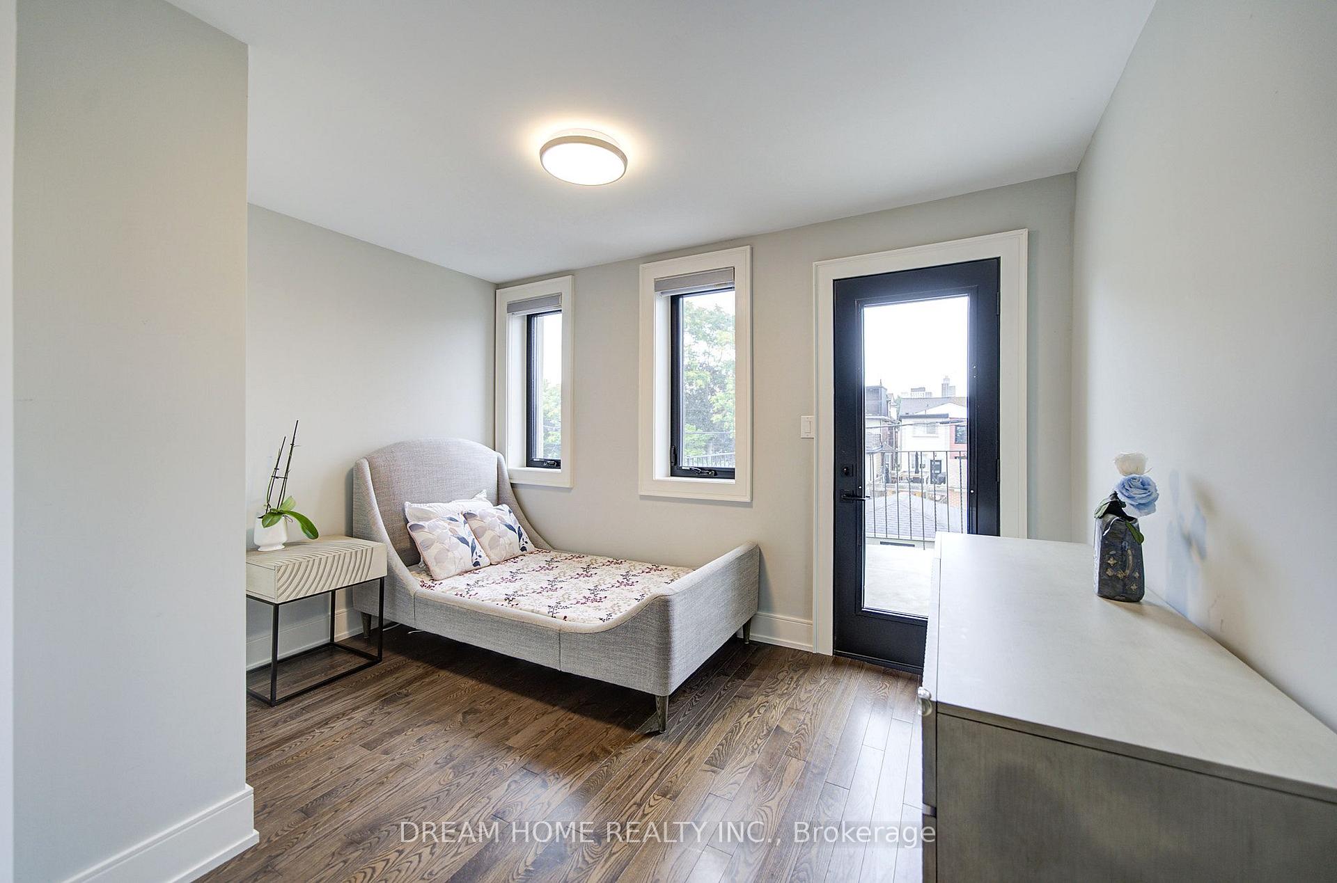 Photo 29 of 737 Shaw Street, Toronto, Palmerston-Little Italy — HOMEH