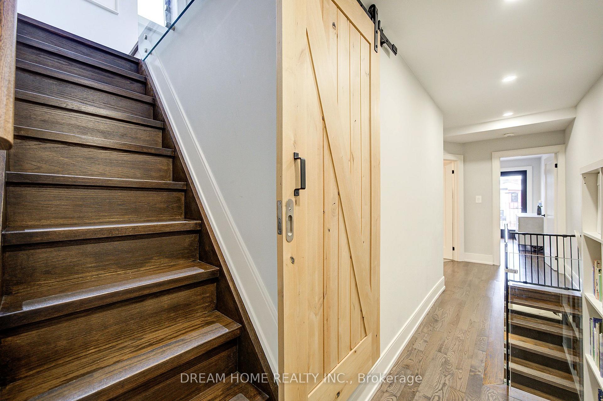 Photo 34 of 737 Shaw Street, Toronto, Palmerston-Little Italy — HOMEH
