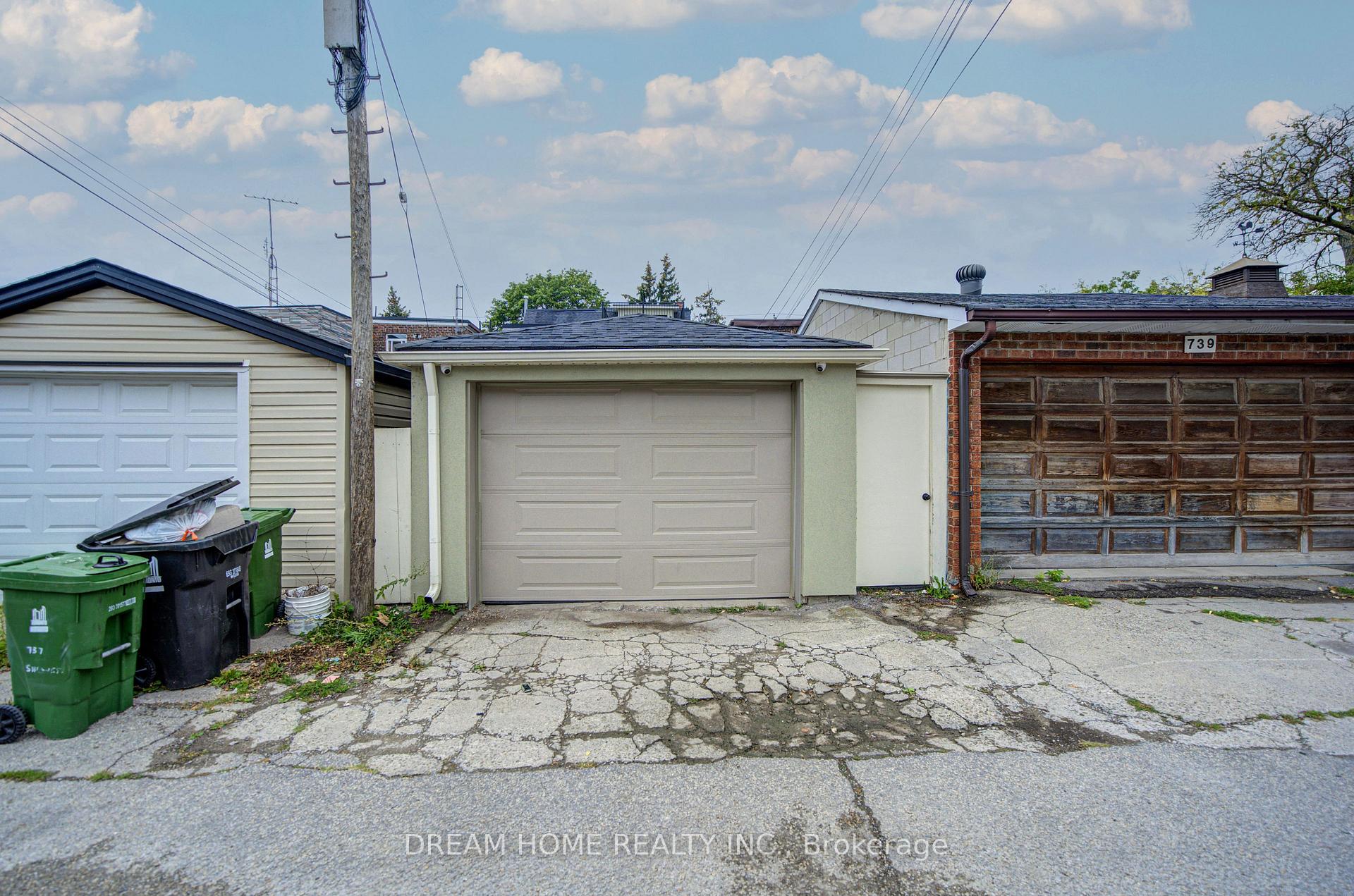 Photo 45 of 737 Shaw Street, Toronto, Palmerston-Little Italy — HOMEH
