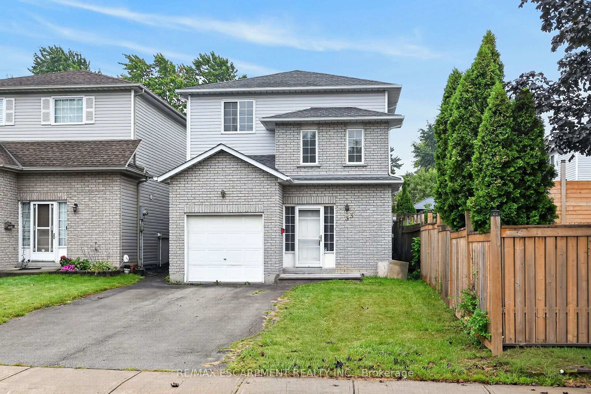Photo 1 of 33 Brantdale Avenue, Hamilton, Southam — HOMEH