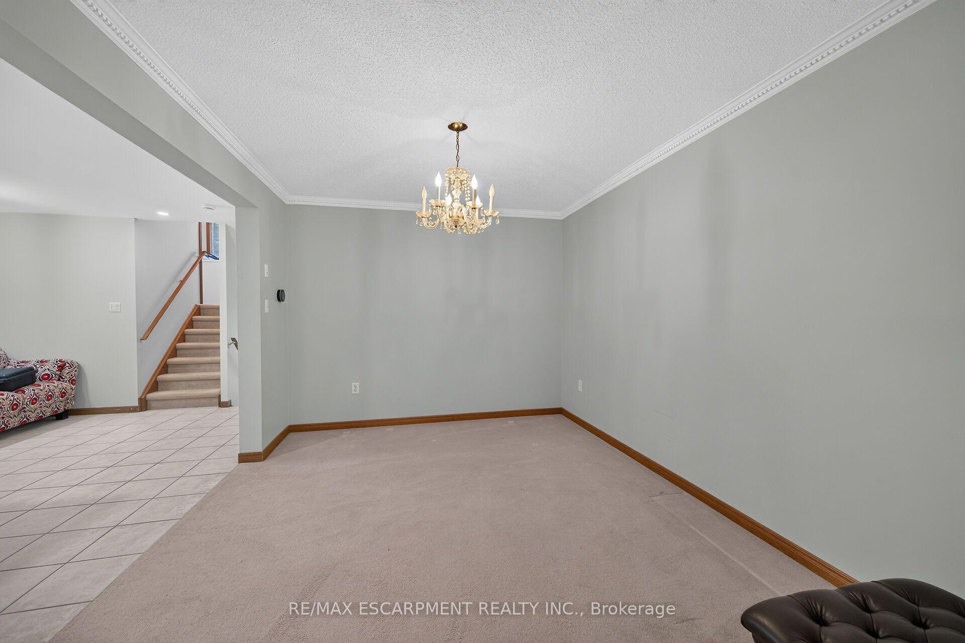 Photo 20 of 33 Brantdale Avenue, Hamilton, Southam — HOMEH