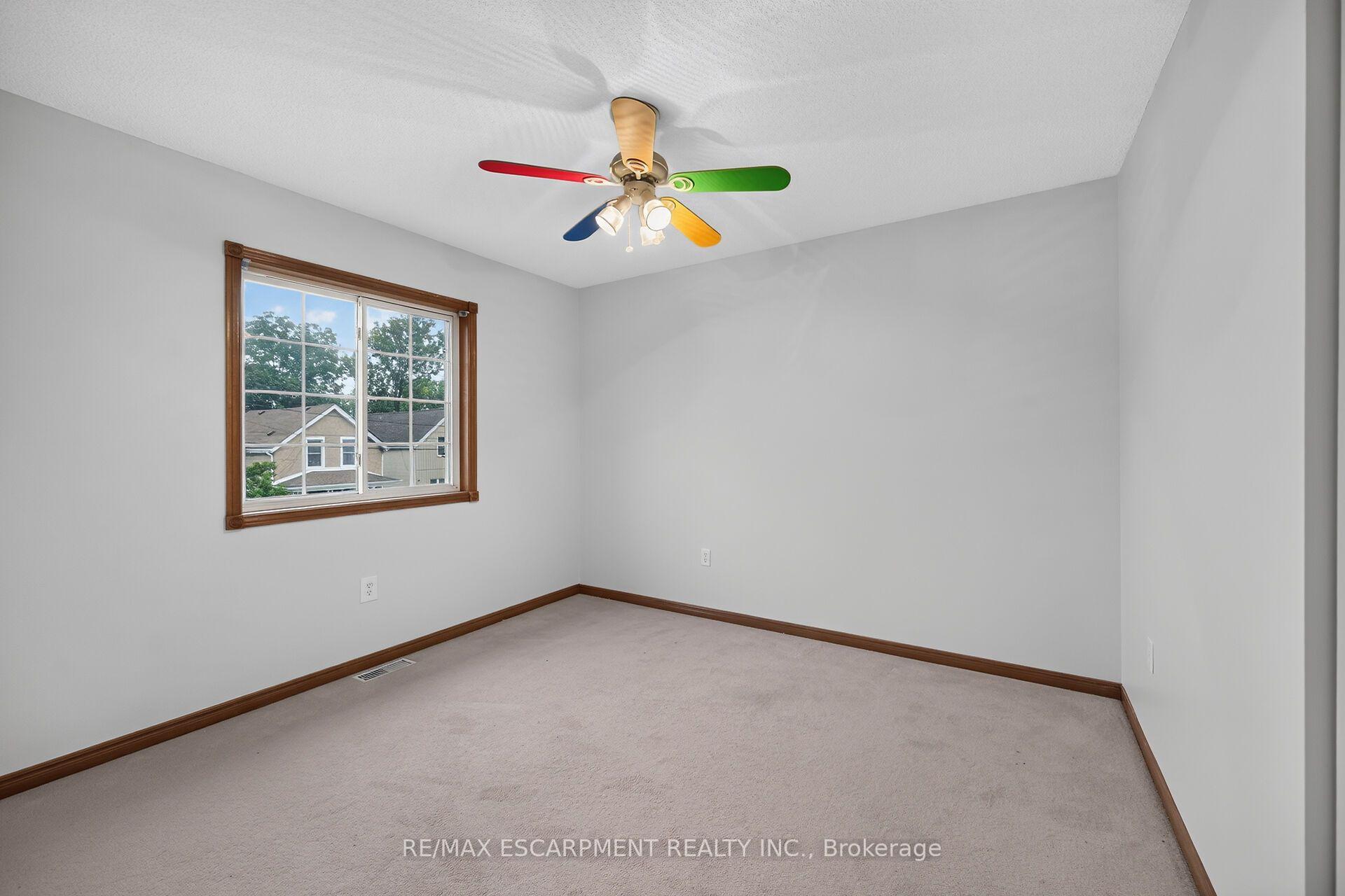 Photo 24 of 33 Brantdale Avenue, Hamilton, Southam — HOMEH