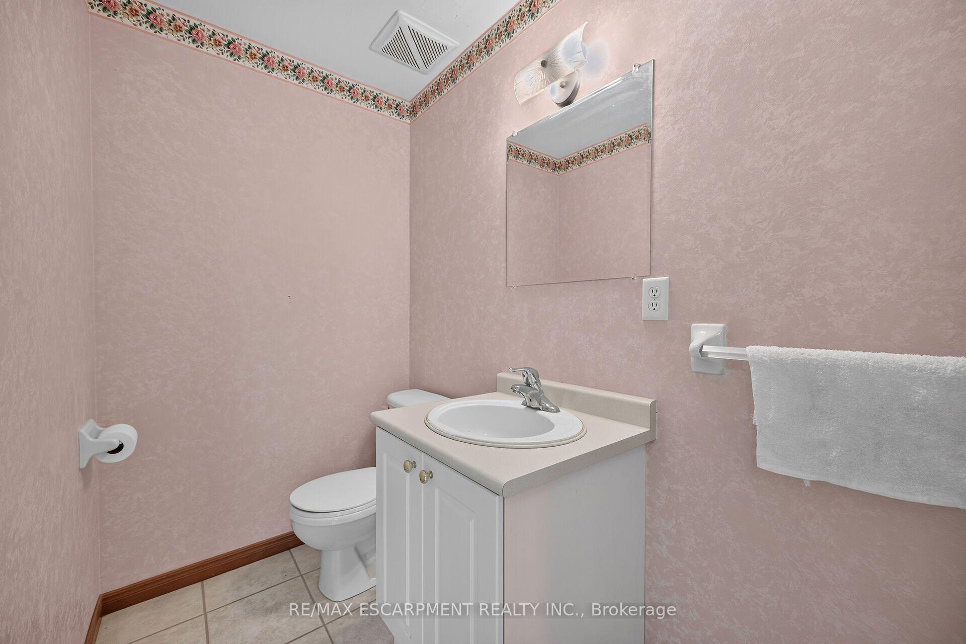 Photo 38 of 33 Brantdale Avenue, Hamilton, Southam — HOMEH