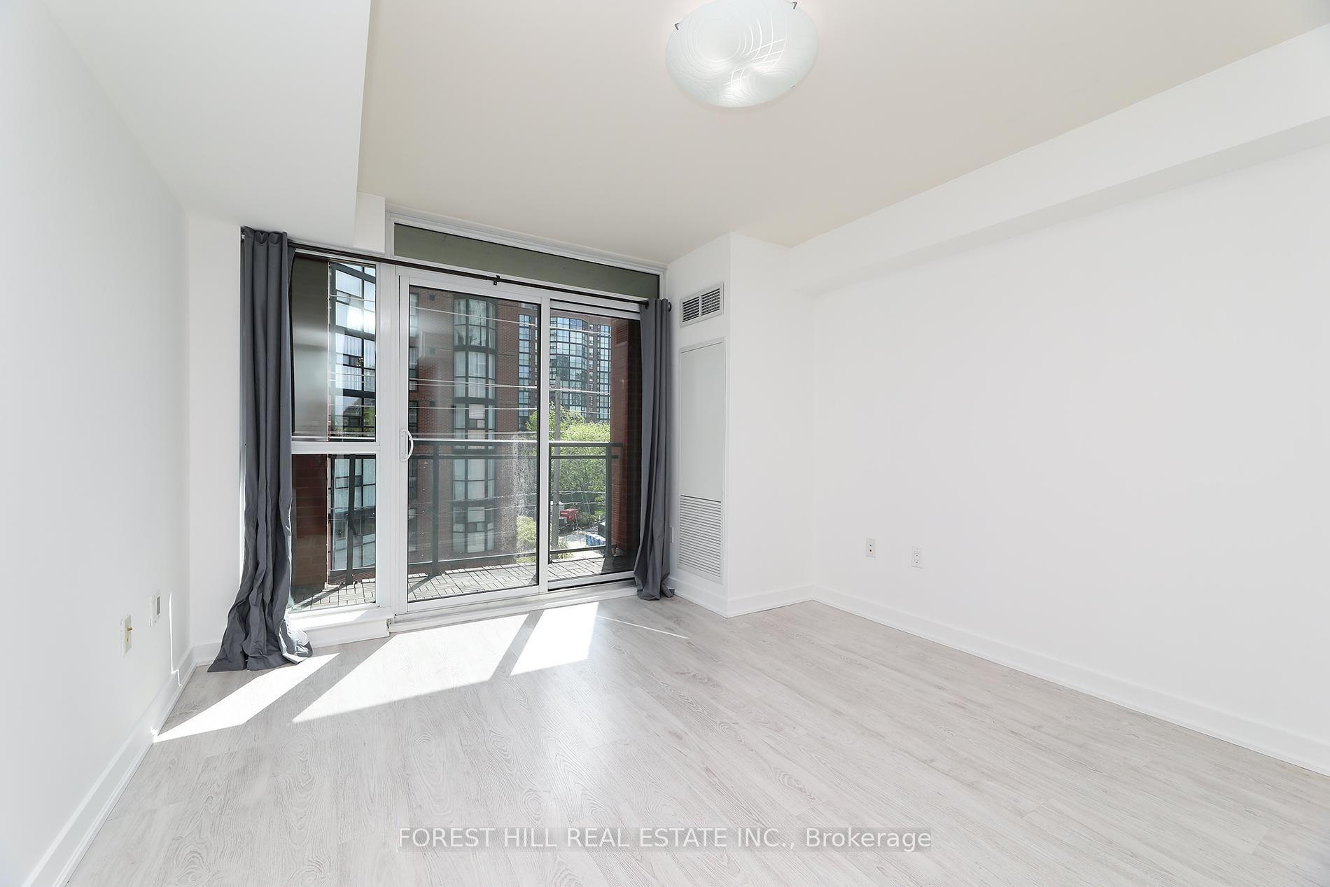 Photo 8 of Unit 307, 78 Tecumseth Street, Toronto, Niagara — HOMEH