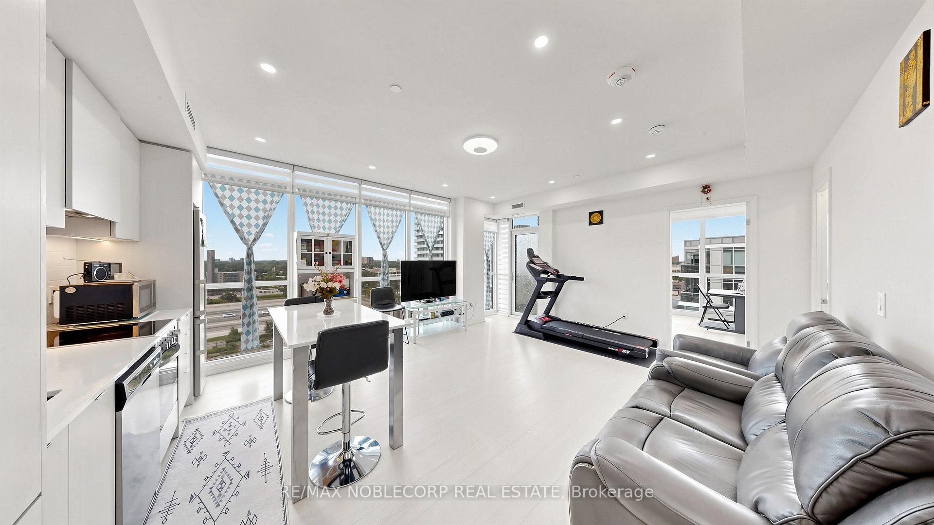 Photo 10 of Unit 1005, 10 Gibbs Road, Etobicoke, Islington-City Centre West — HOMEH