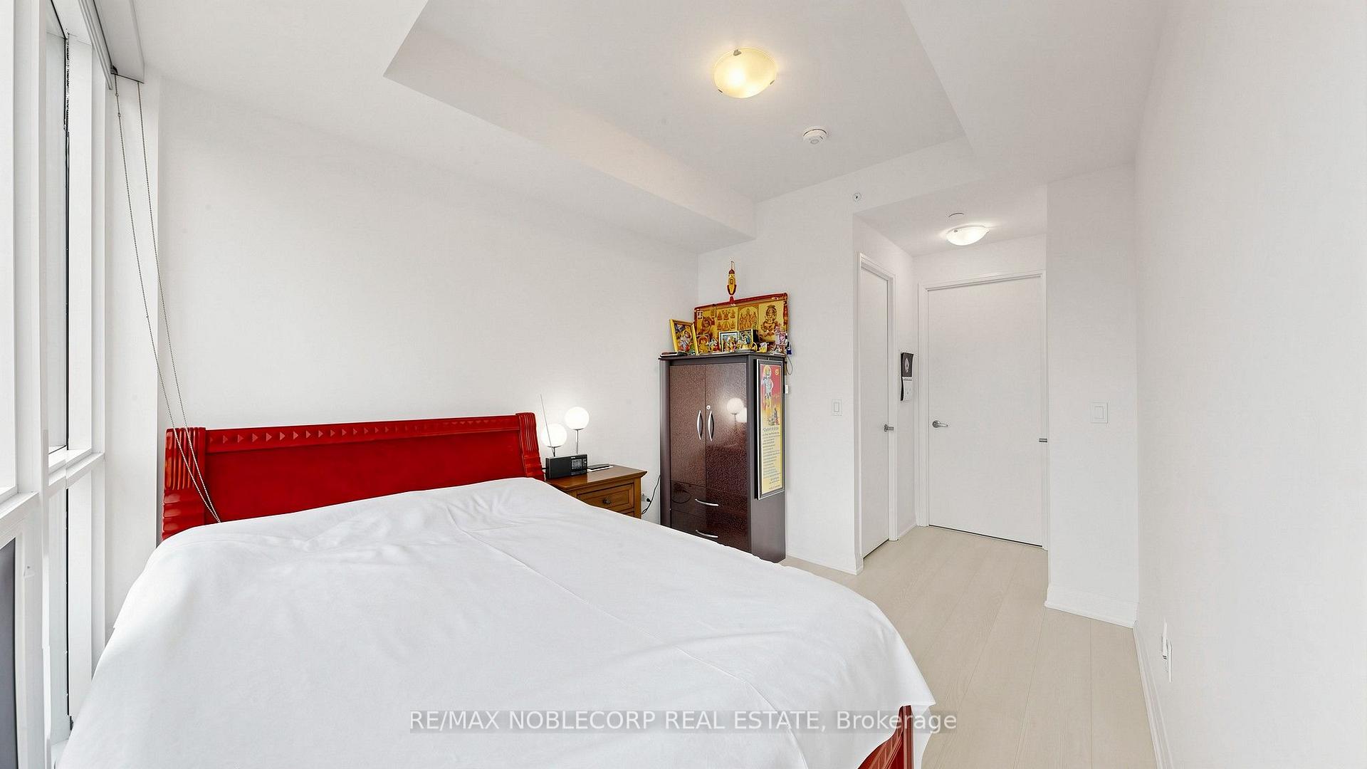 Photo 20 of Unit 1005, 10 Gibbs Road, Etobicoke, Islington-City Centre West — HOMEH