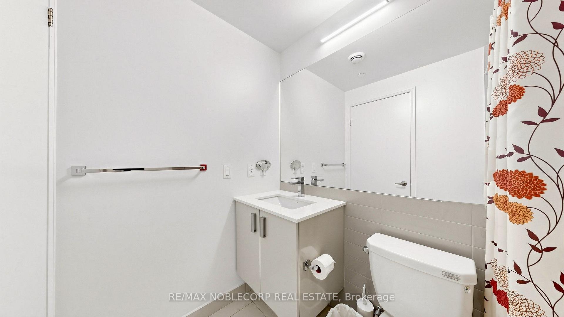 Photo 29 of Unit 1005, 10 Gibbs Road, Etobicoke, Islington-City Centre West — HOMEH