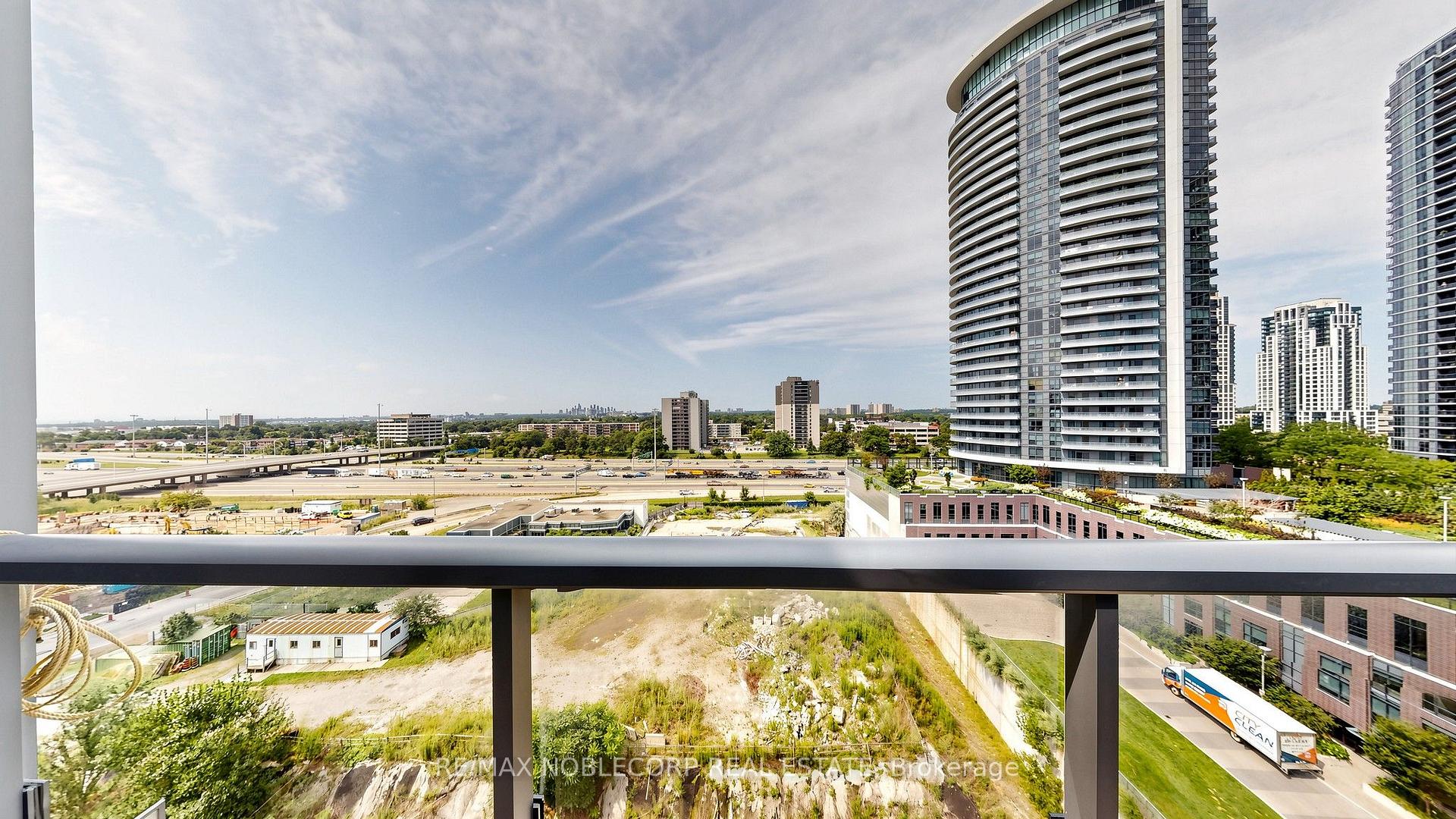 Photo 33 of Unit 1005, 10 Gibbs Road, Etobicoke, Islington-City Centre West — HOMEH