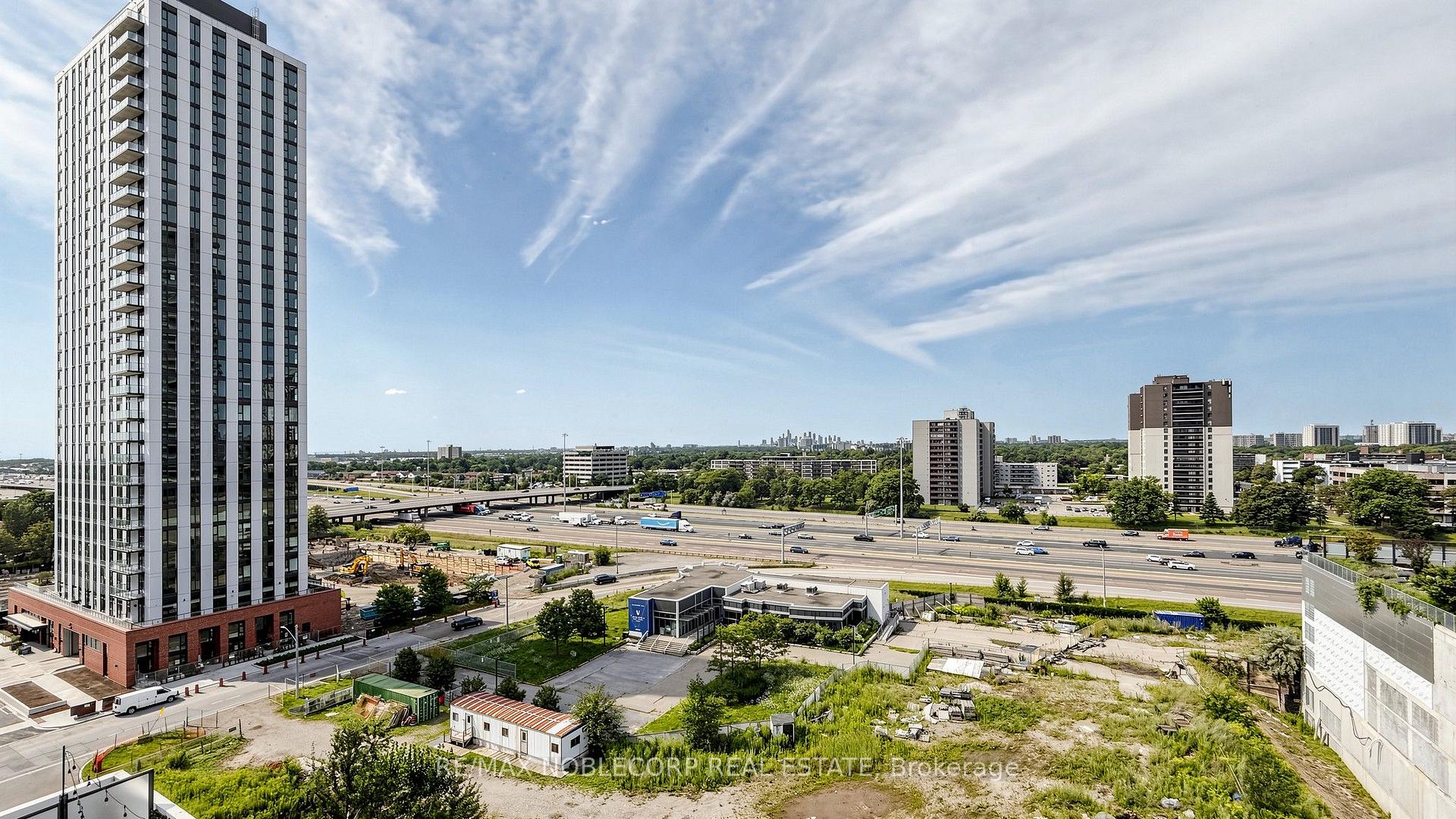 Photo 36 of Unit 1005, 10 Gibbs Road, Etobicoke, Islington-City Centre West — HOMEH