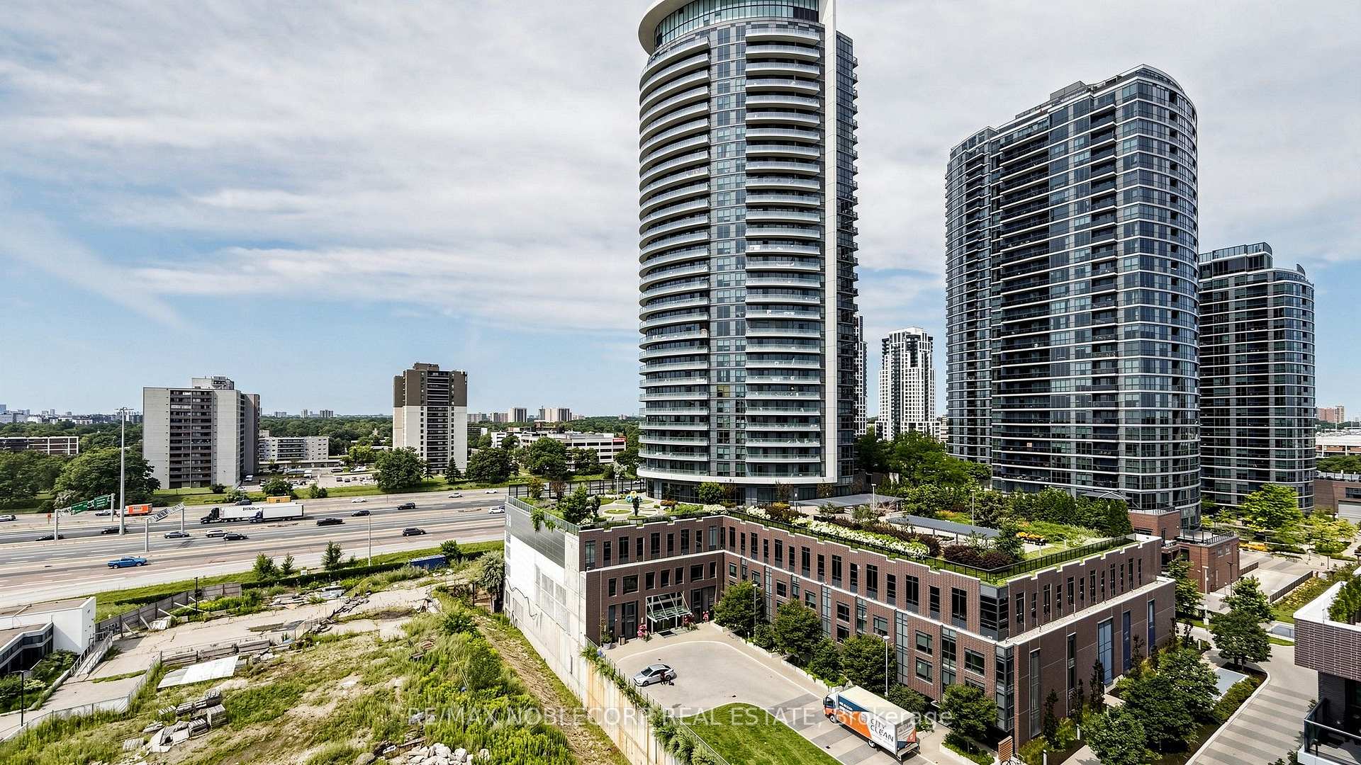 Photo 37 of Unit 1005, 10 Gibbs Road, Etobicoke, Islington-City Centre West — HOMEH