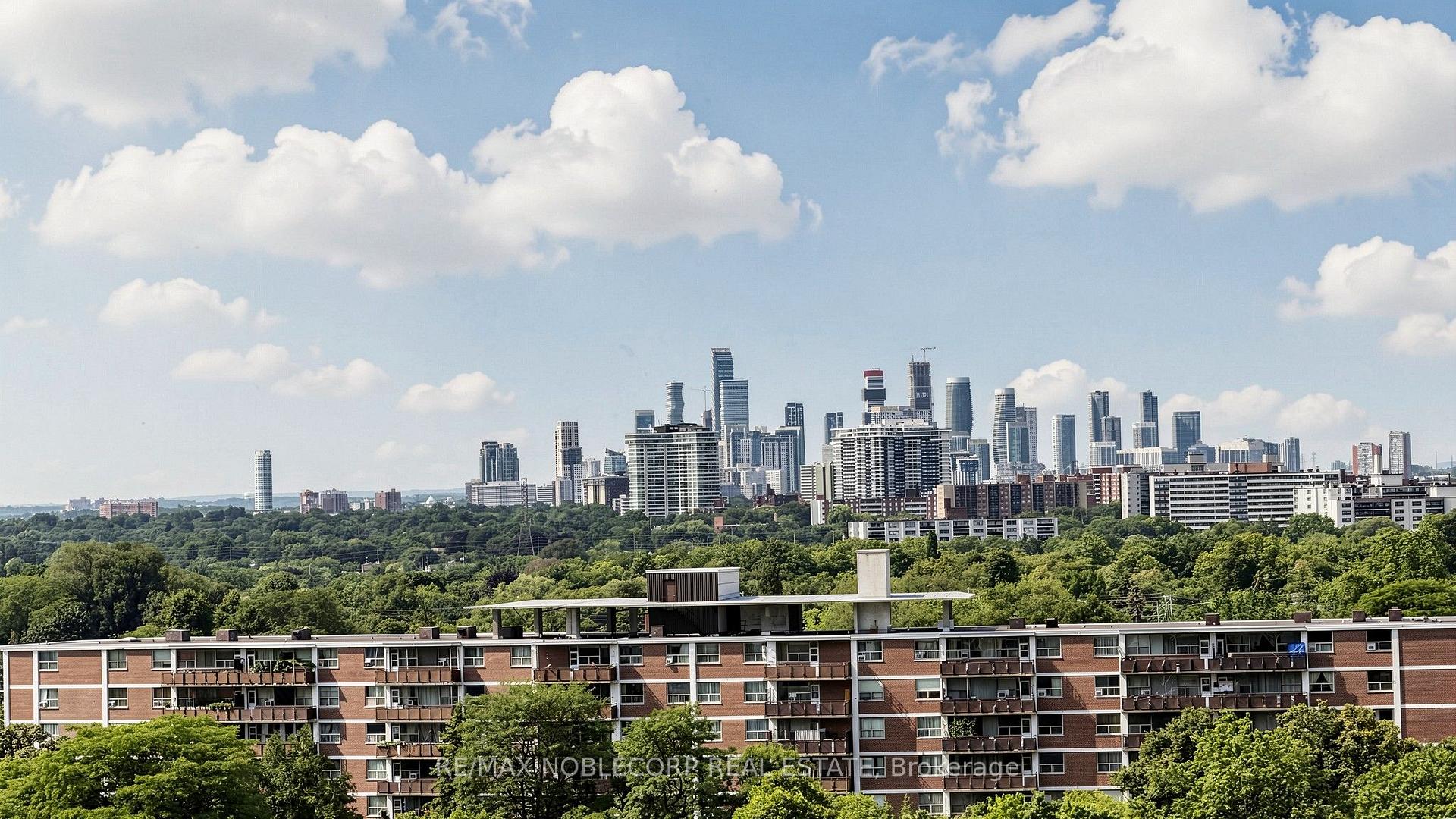 Photo 39 of Unit 1005, 10 Gibbs Road, Etobicoke, Islington-City Centre West — HOMEH