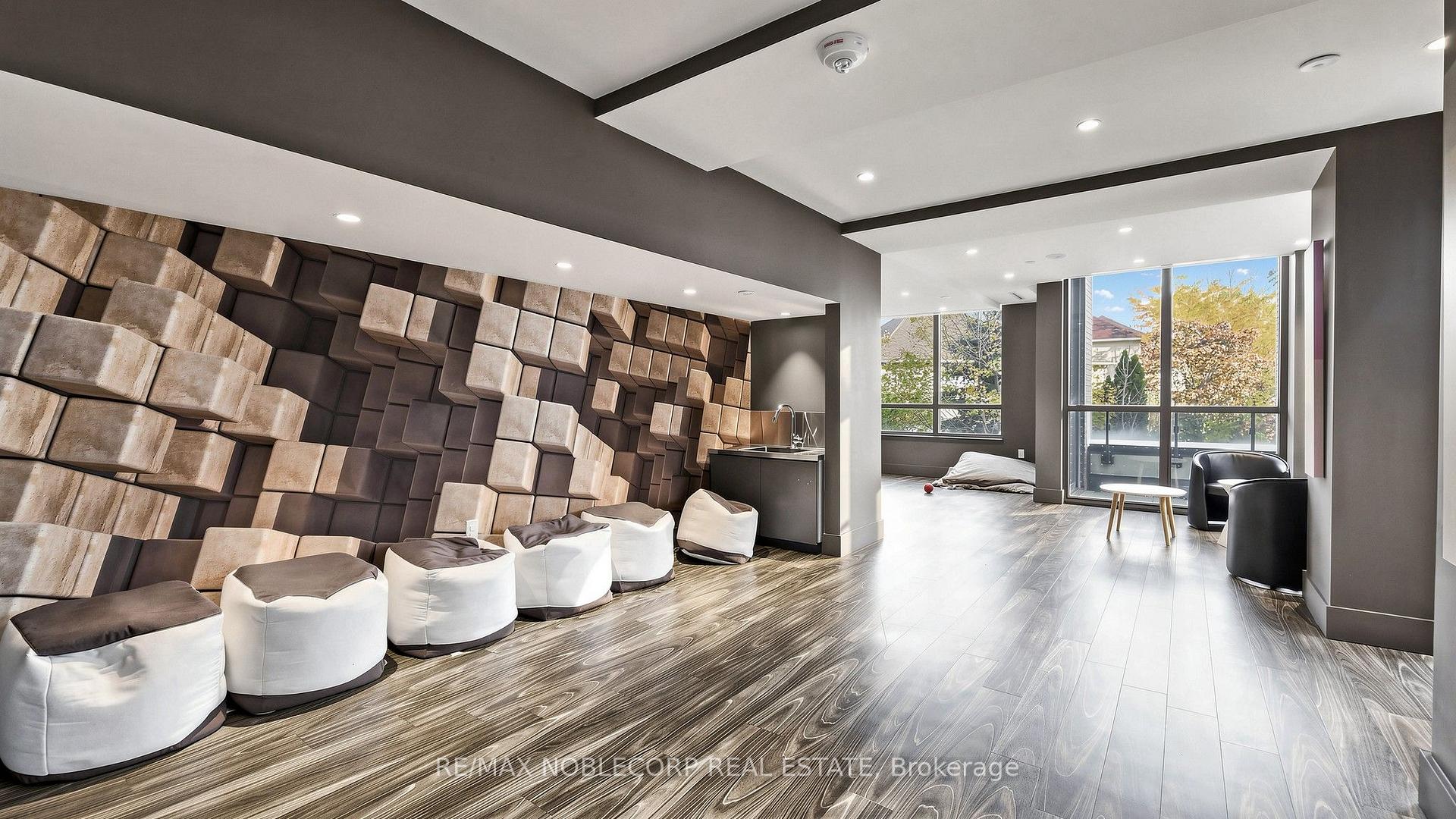 Photo 44 of Unit 1005, 10 Gibbs Road, Etobicoke, Islington-City Centre West — HOMEH